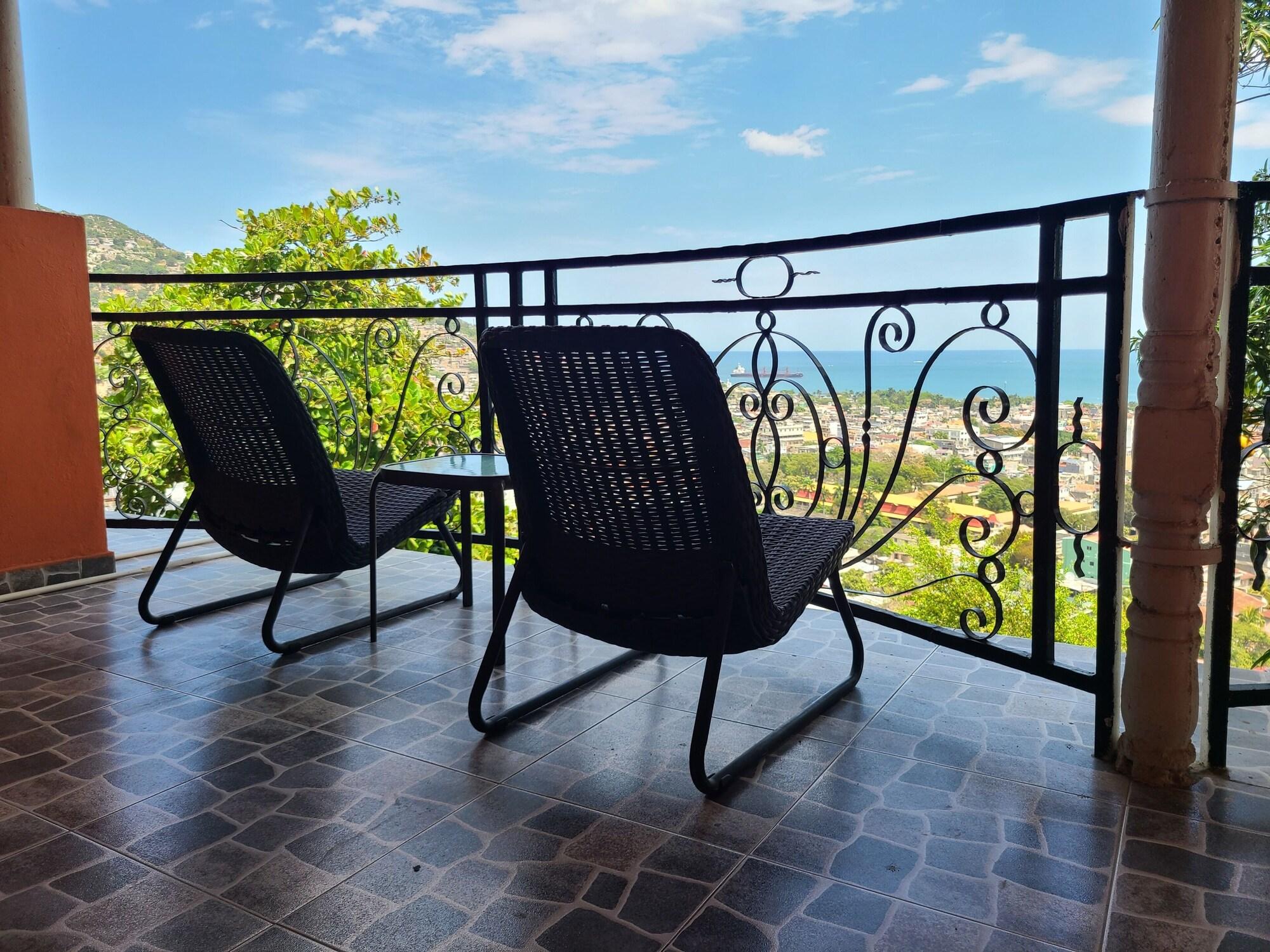 Habitation des Lauriers by null