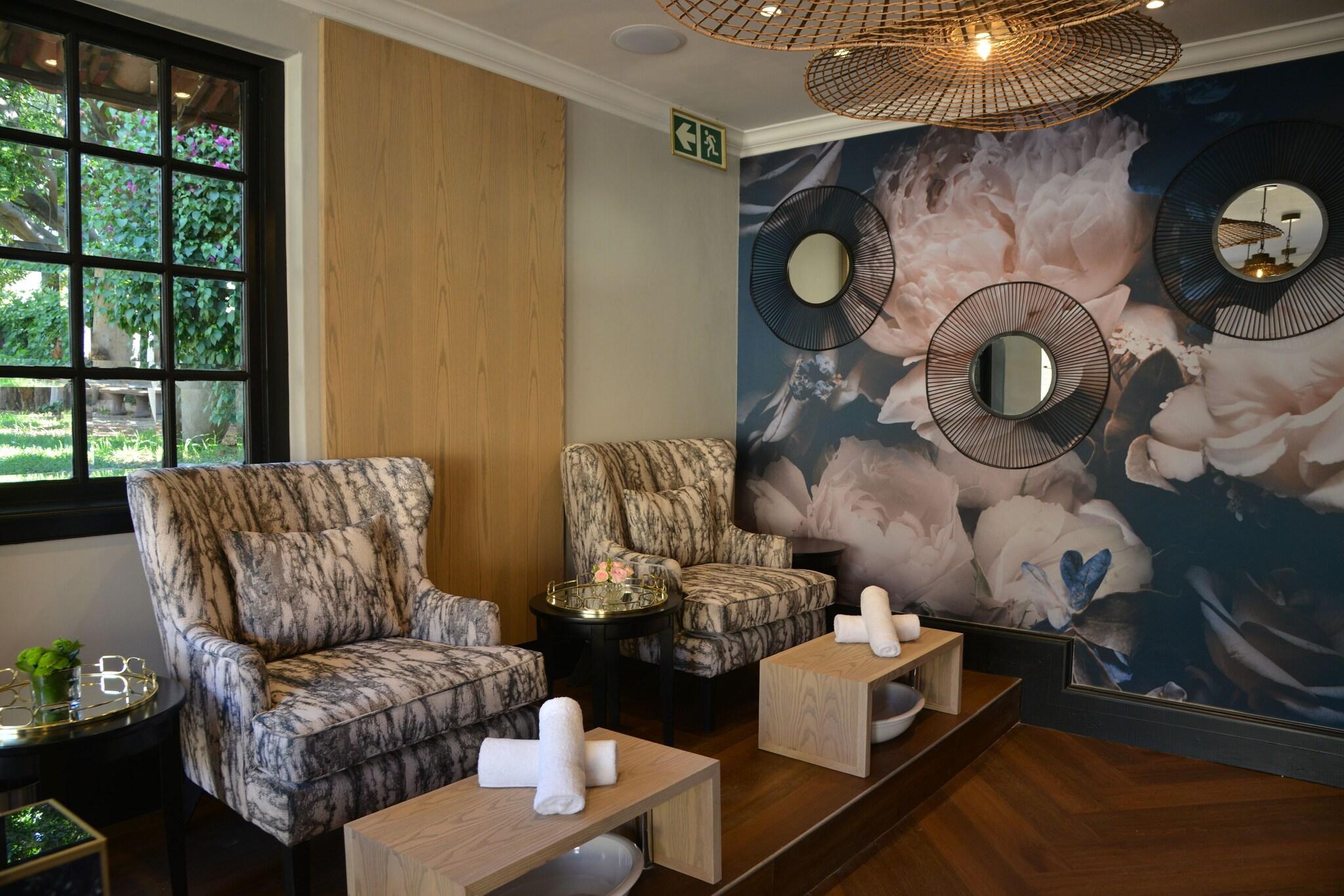 Apogee Boutique Hotel Spa