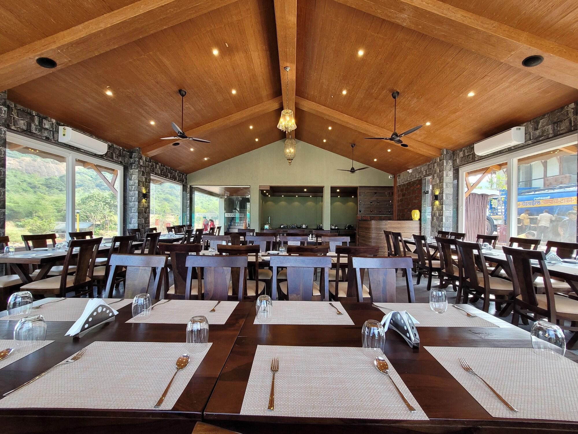 Mastiff Grand La Villae Resort by OTHPL