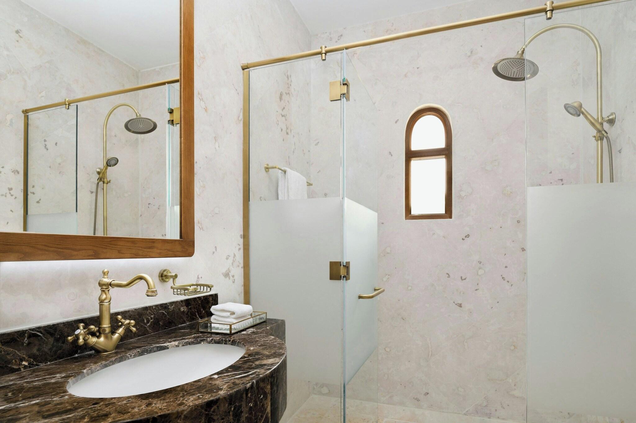 Al Samriya Autograph Collection