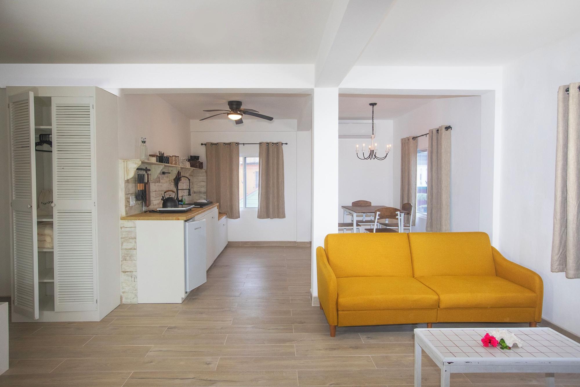 Treetops Hotel by null