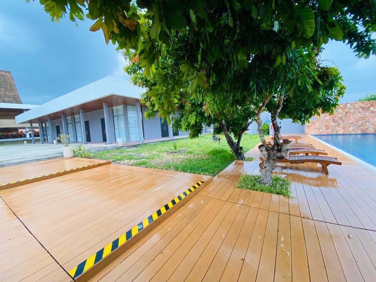 Kambaniru Beach Hotel Resort