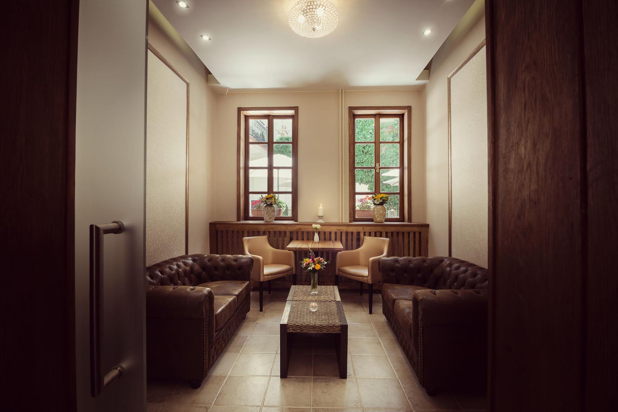 City Residence Apartment Hotel