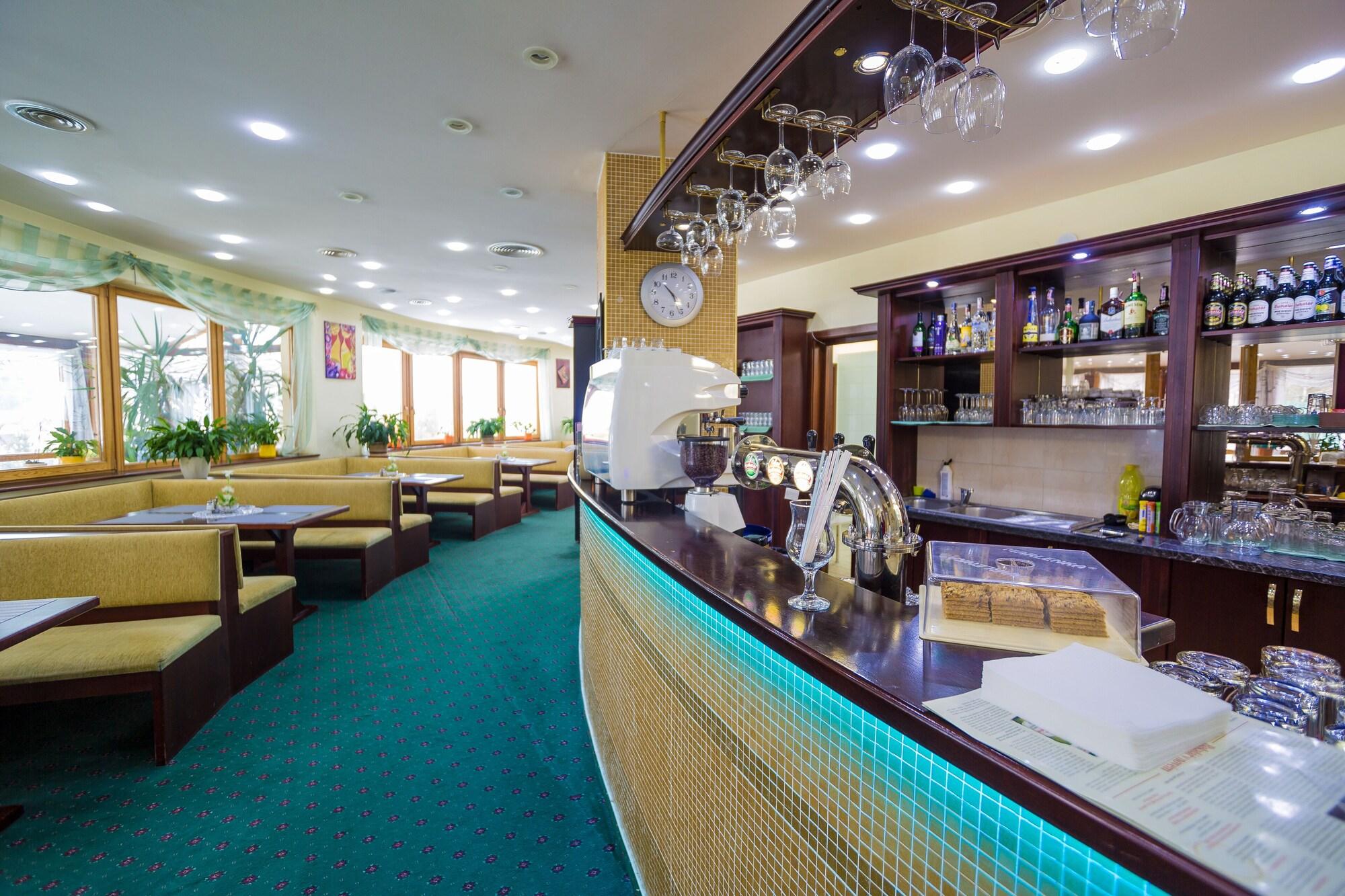 Hotel Eufa Ria