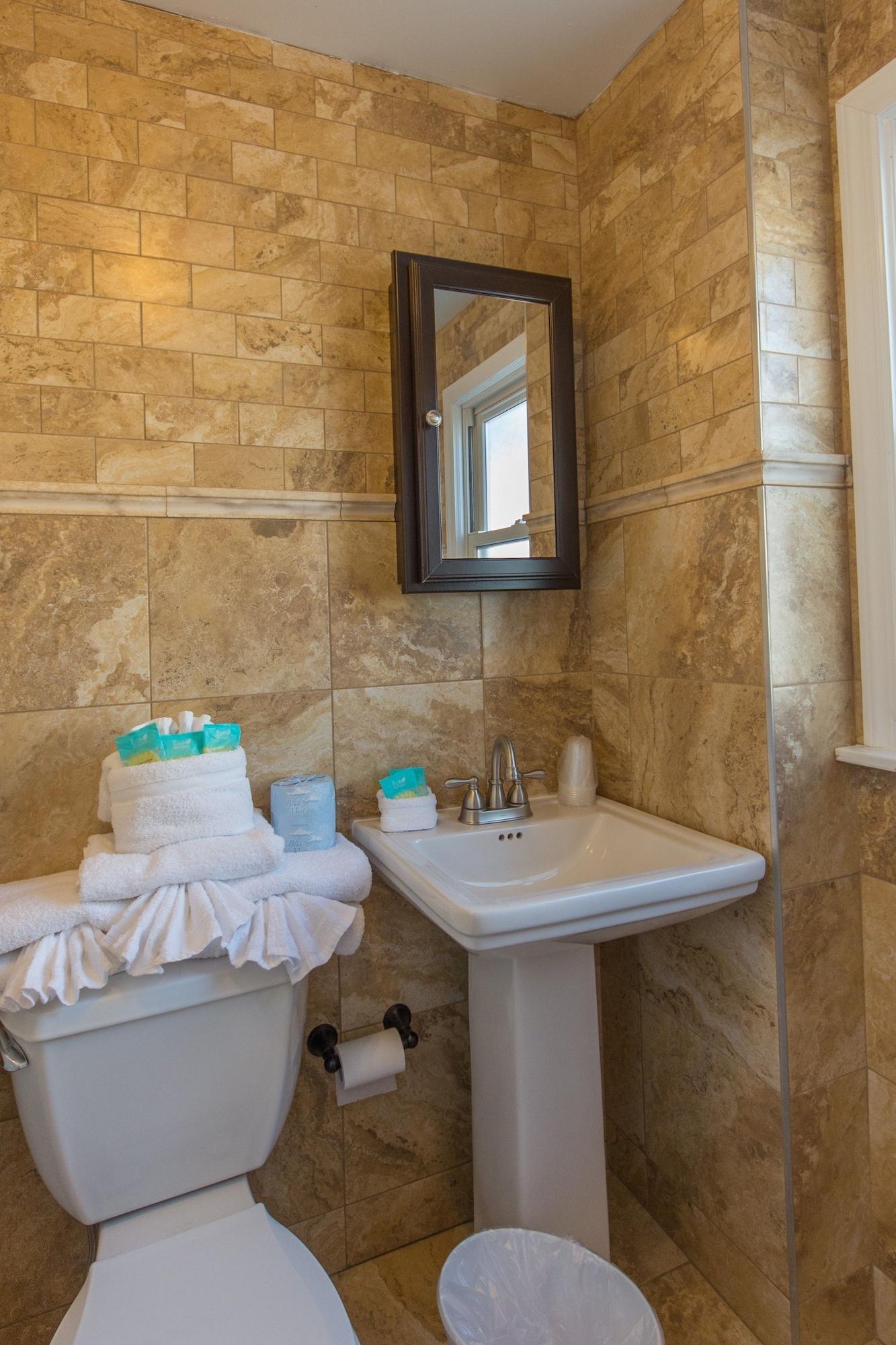 Buttercup Suites
