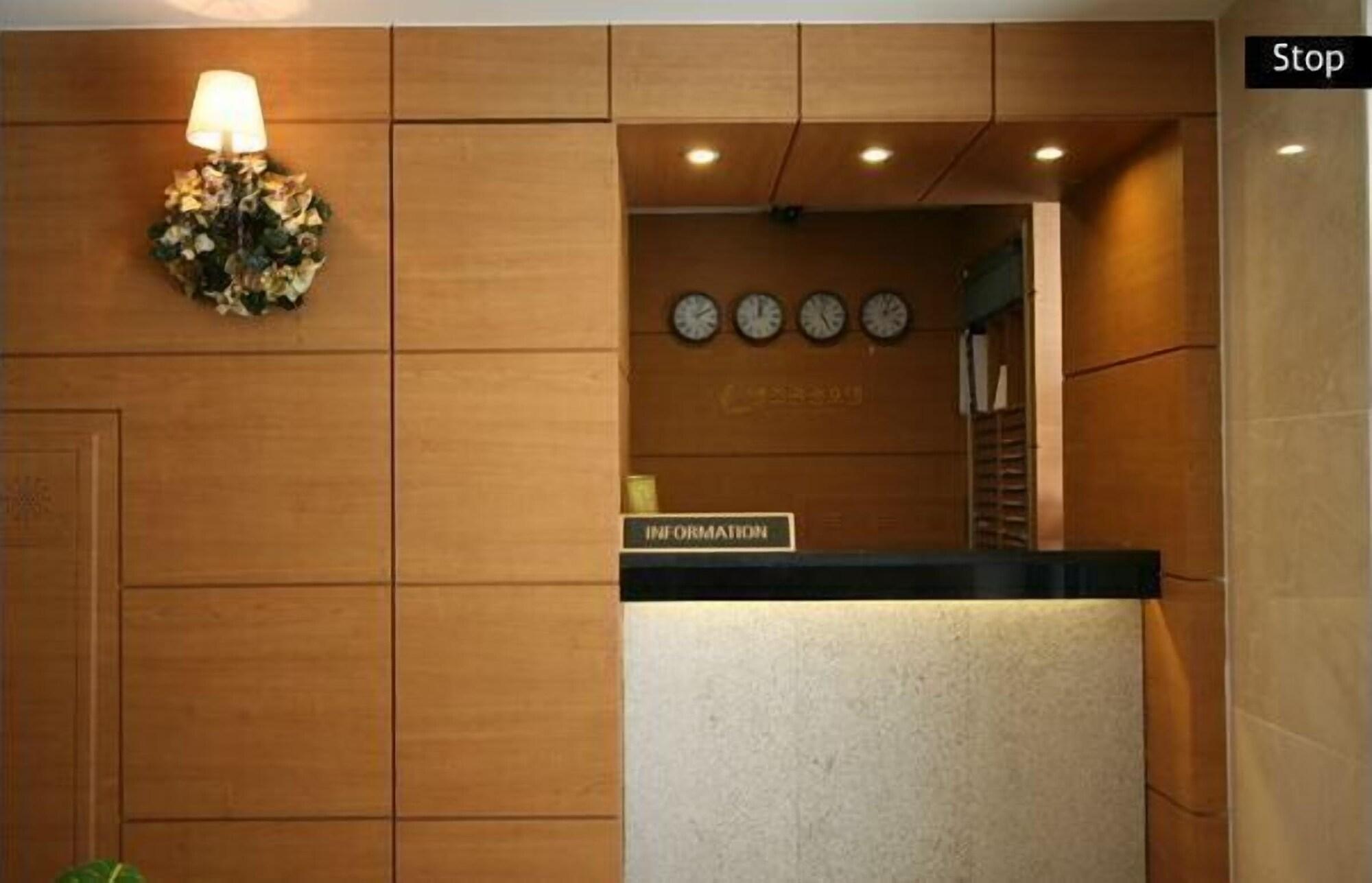 L S Hotel