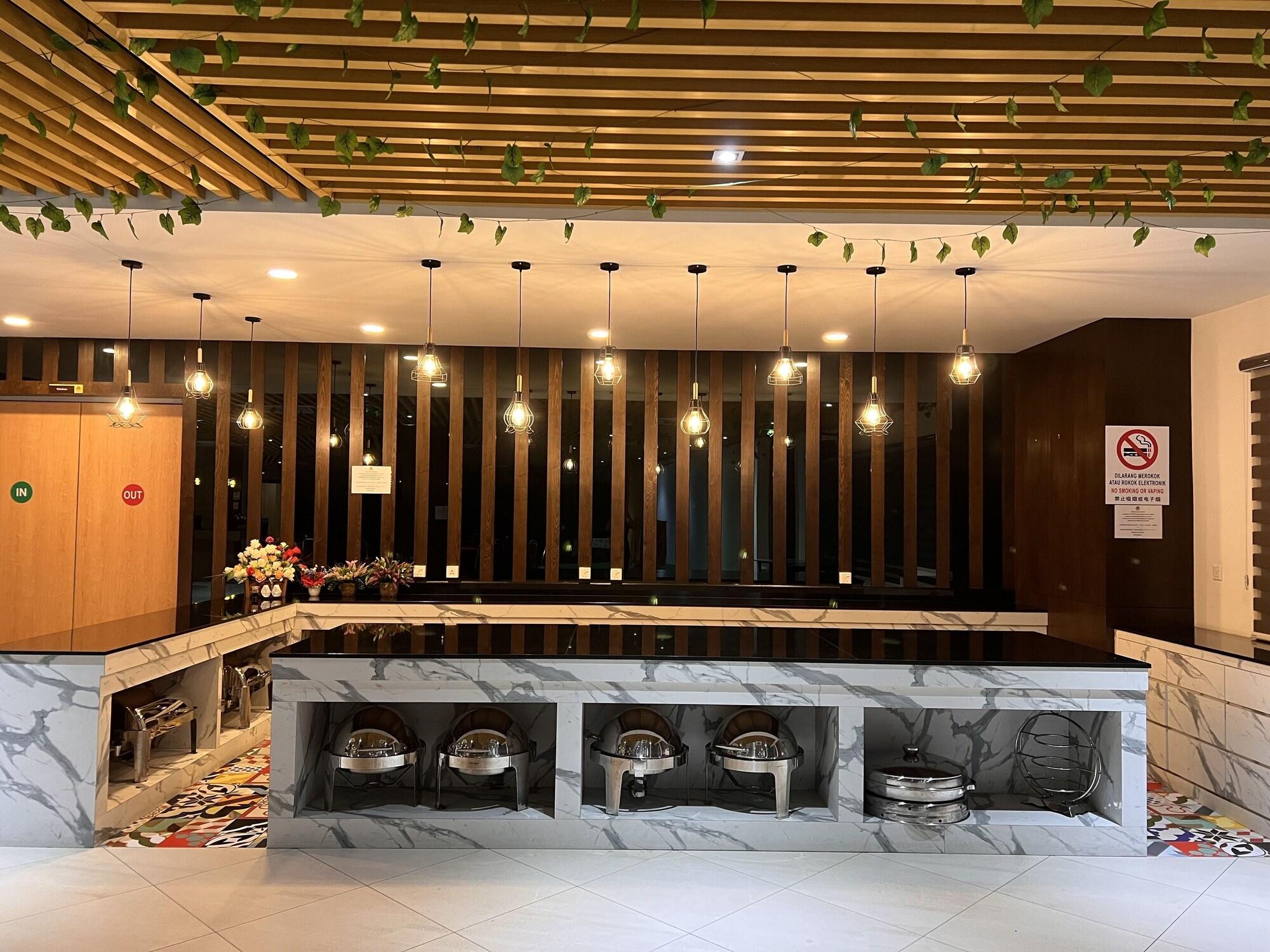 D Arc Hotel