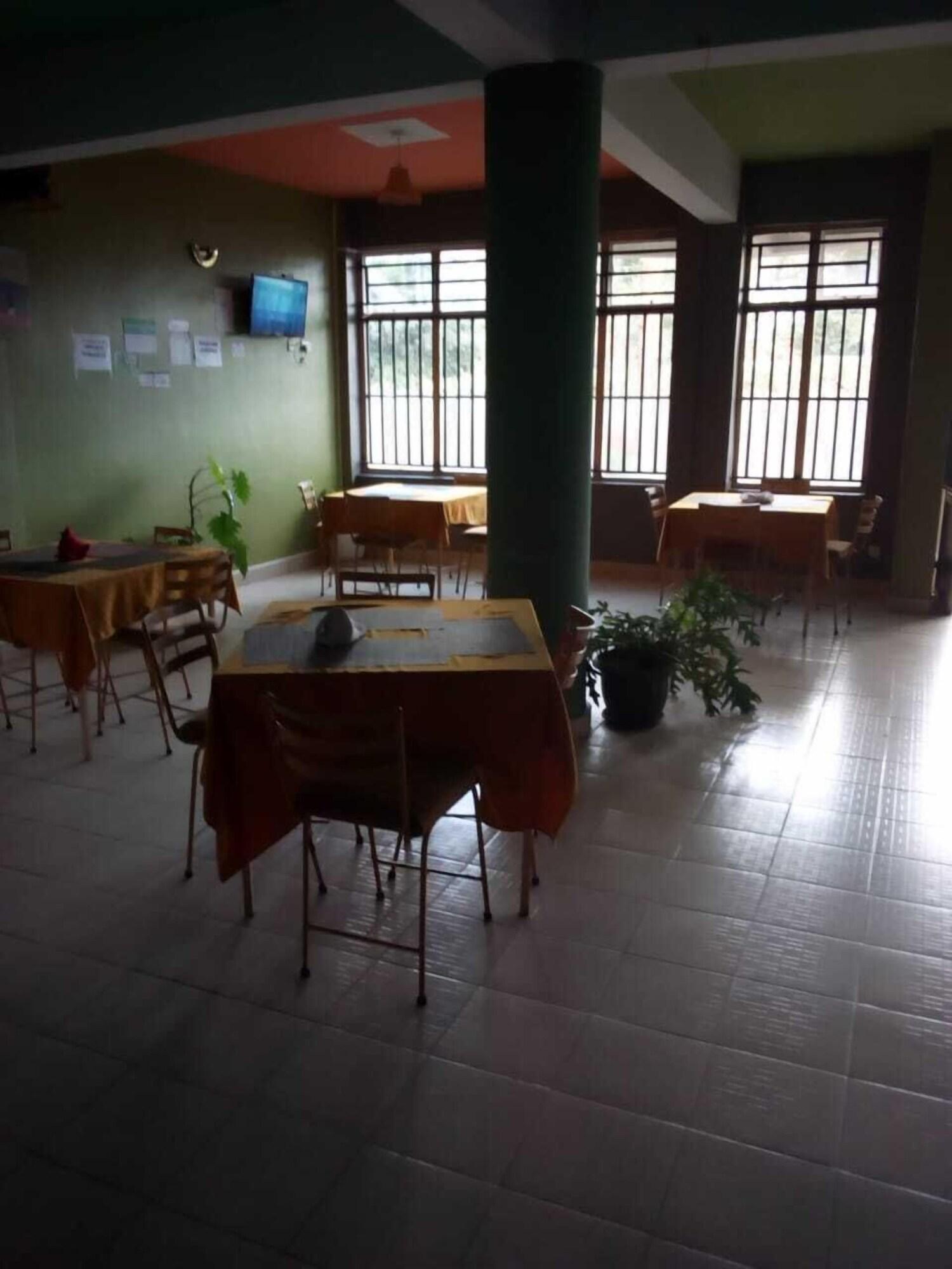 Batian Guest Hotel