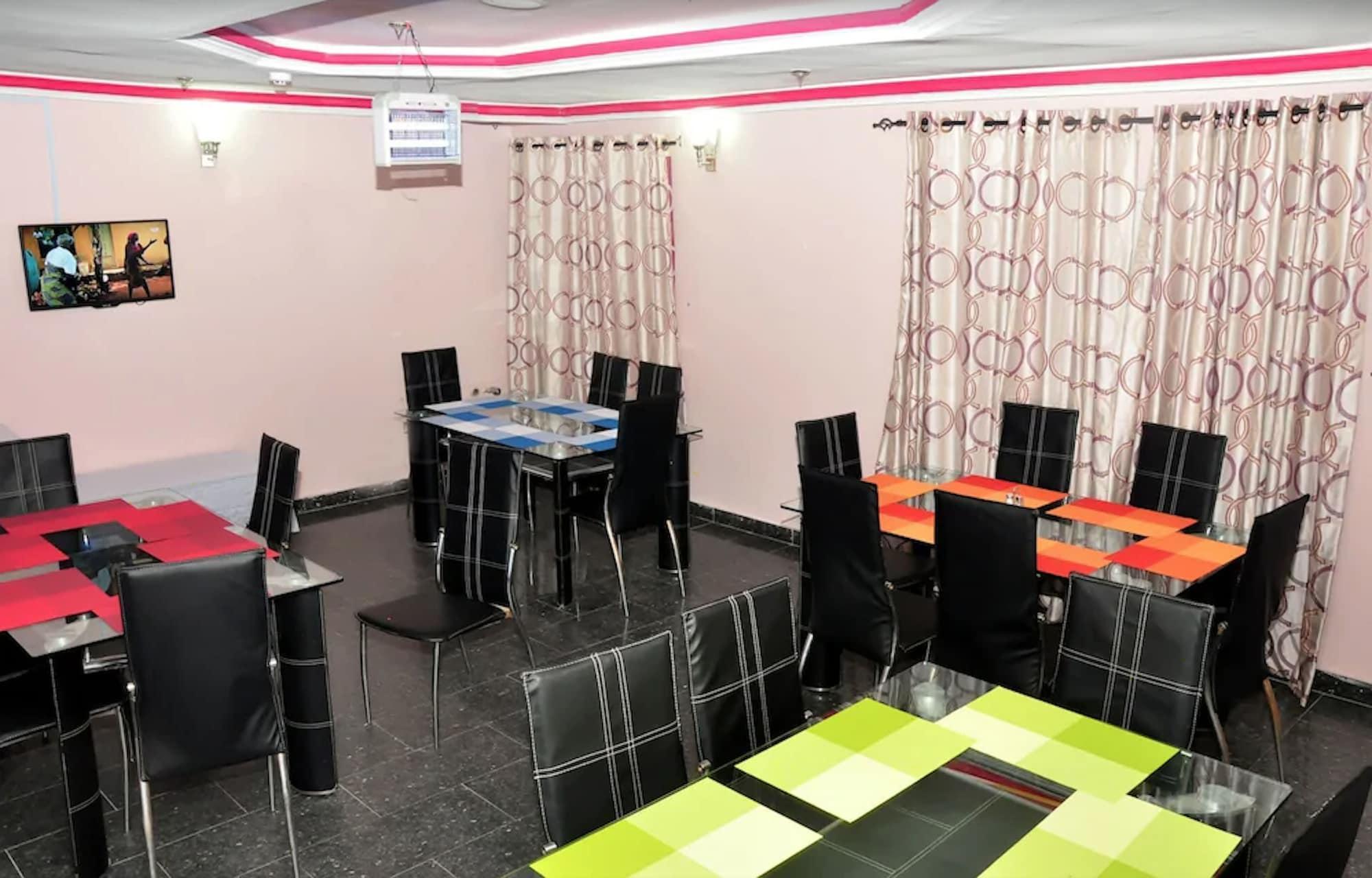 D Luxx Villa Suites