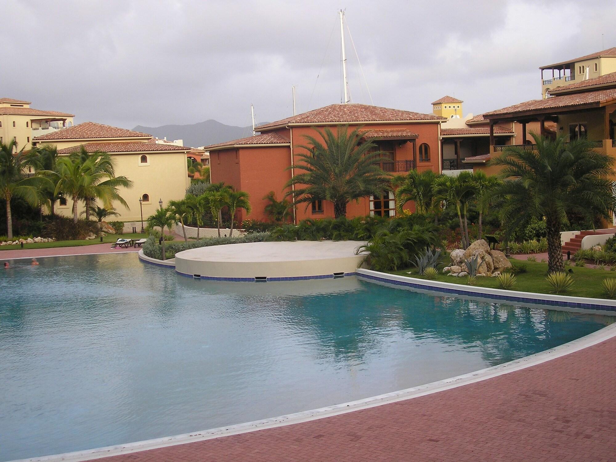 Savana At Porto Cupecoy Marina