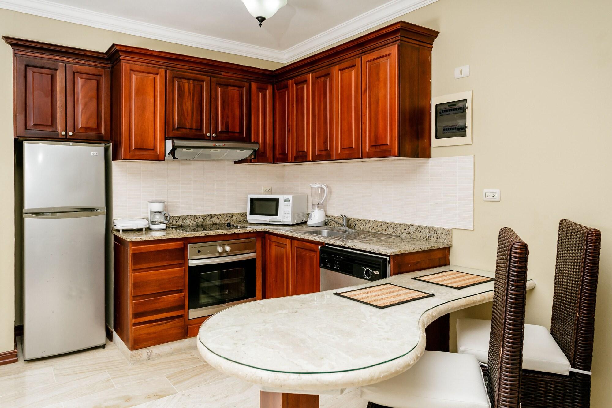 Palm Green Vacations Whitesands