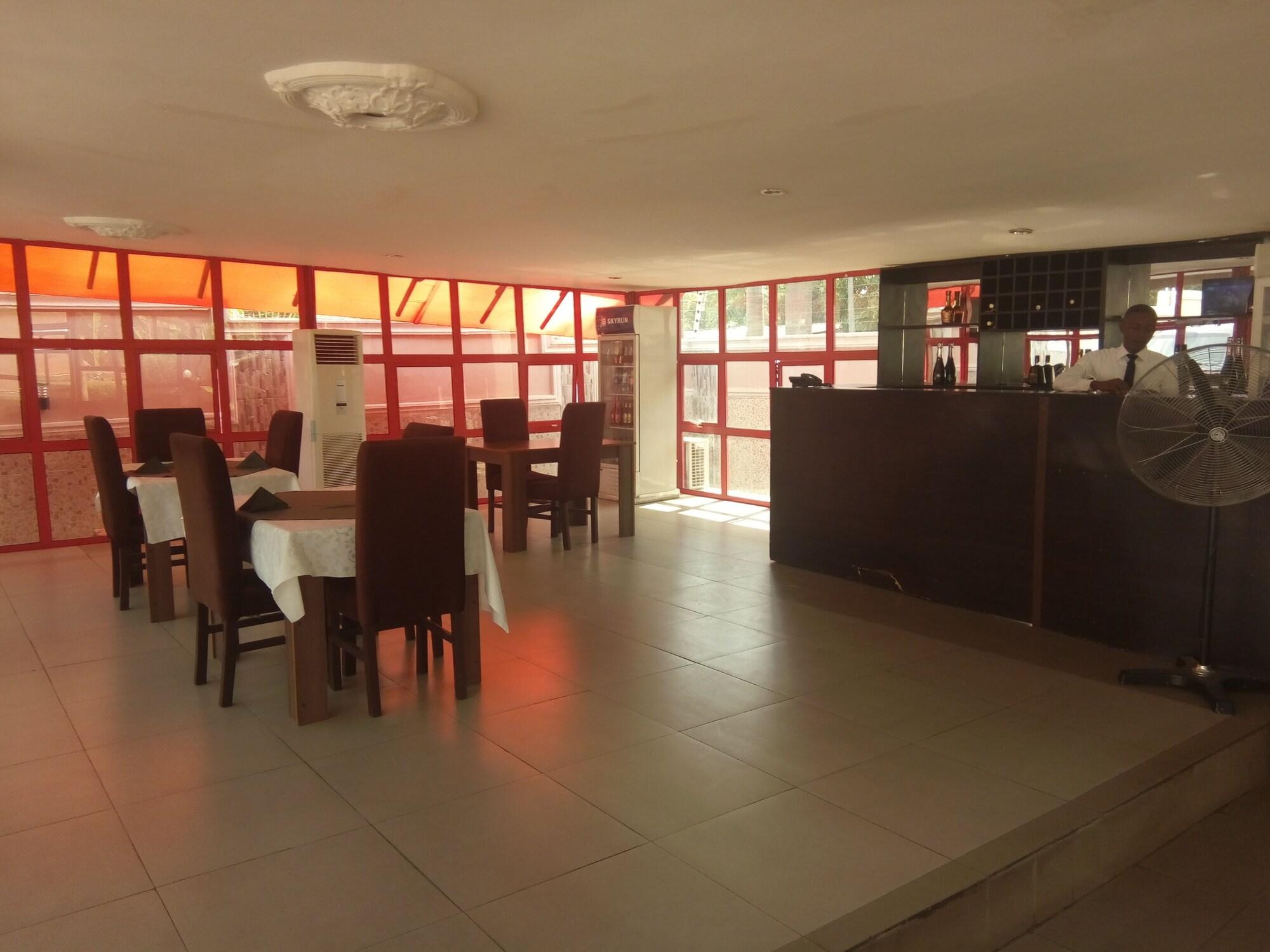 Nelseno Hotel