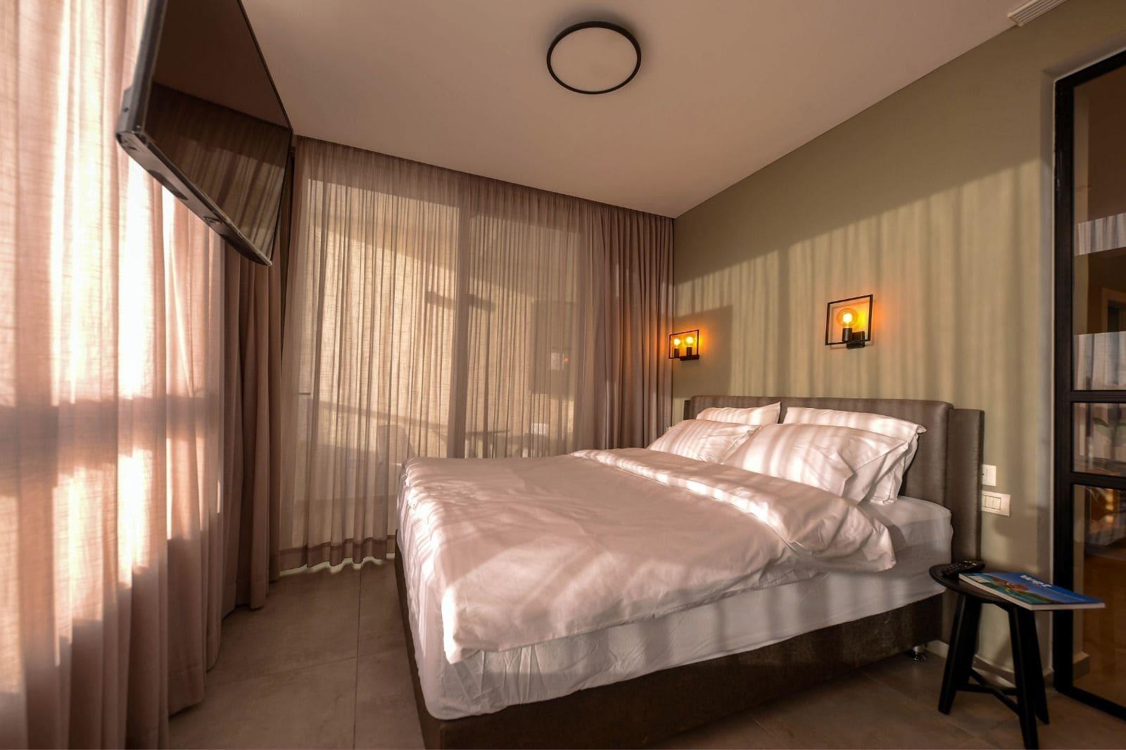 Luxury Suites By Notaly Ariel