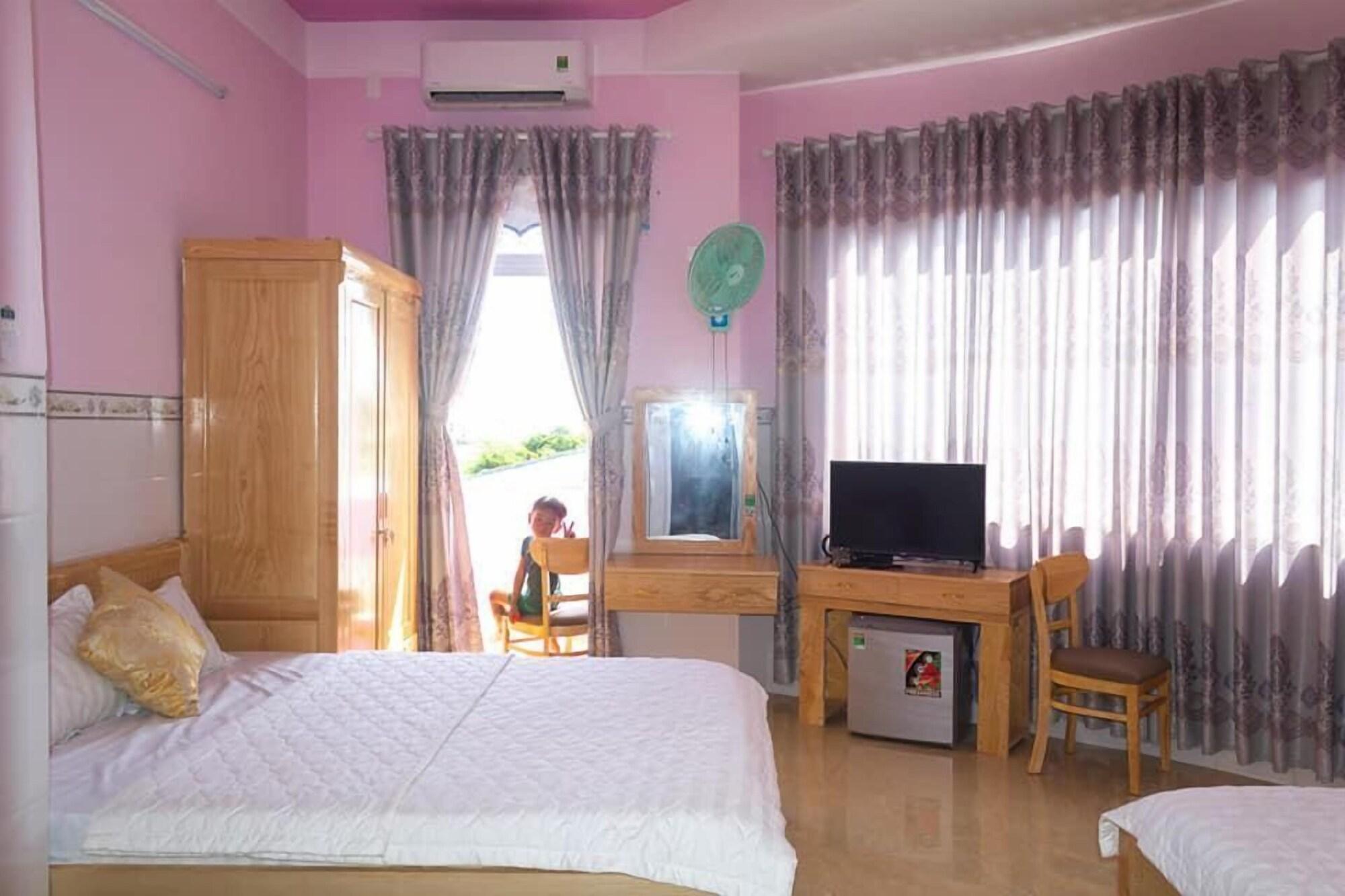 Bien Ngoc Ly Son Hotel