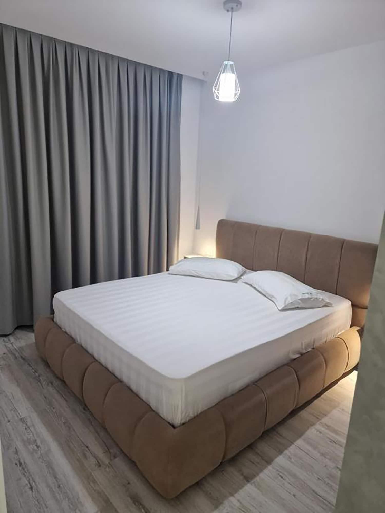 Joanna Suites