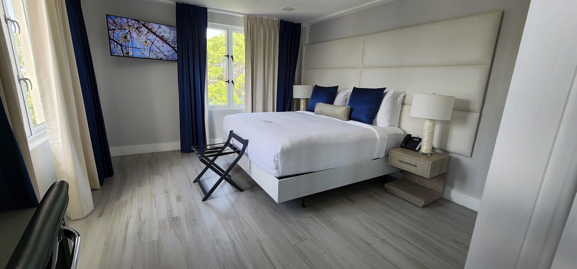 La Vue Boutique Hotel Beach Club