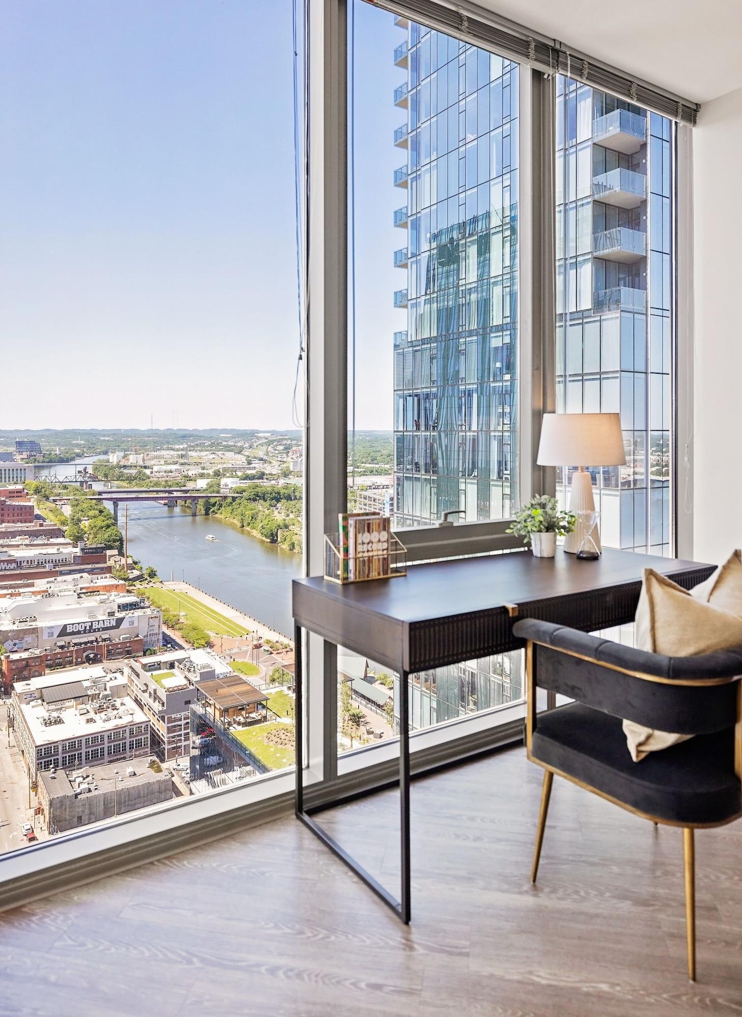 Placemakr Premier SoBro by null