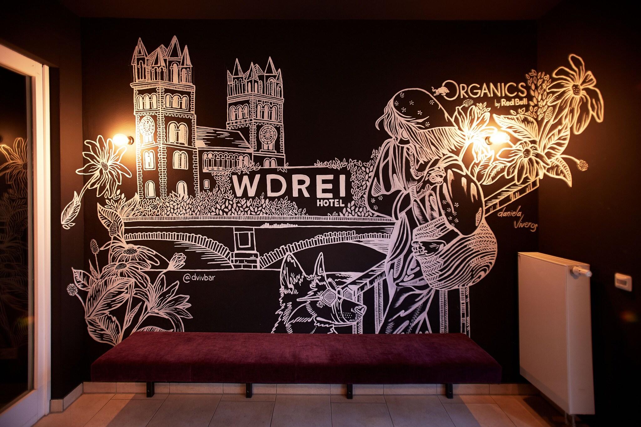 WDREI Hotel image