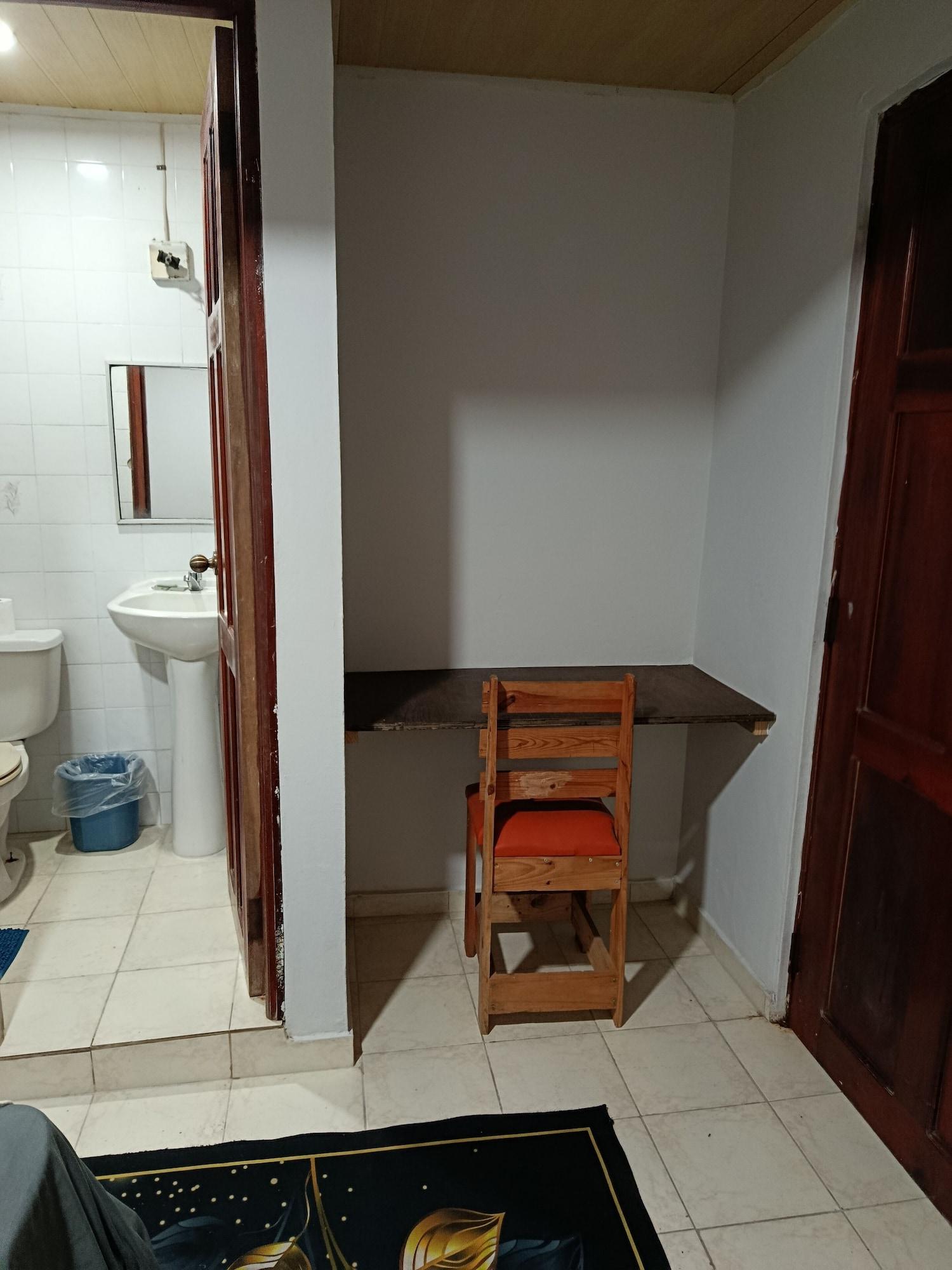 Hostal La Cigarra