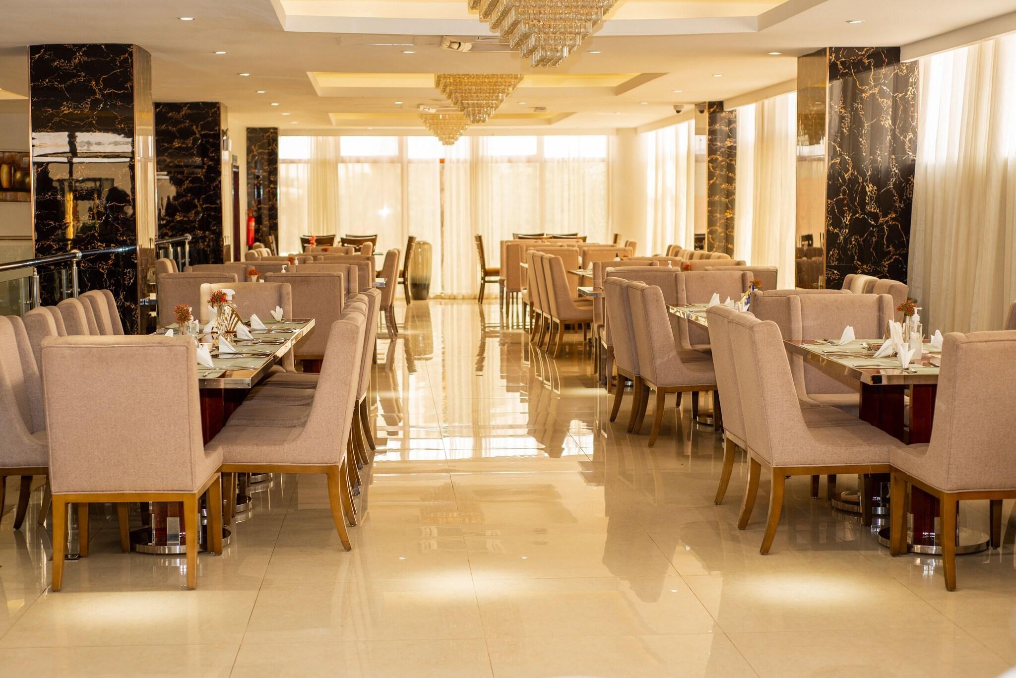 The Grand Palace Hotel