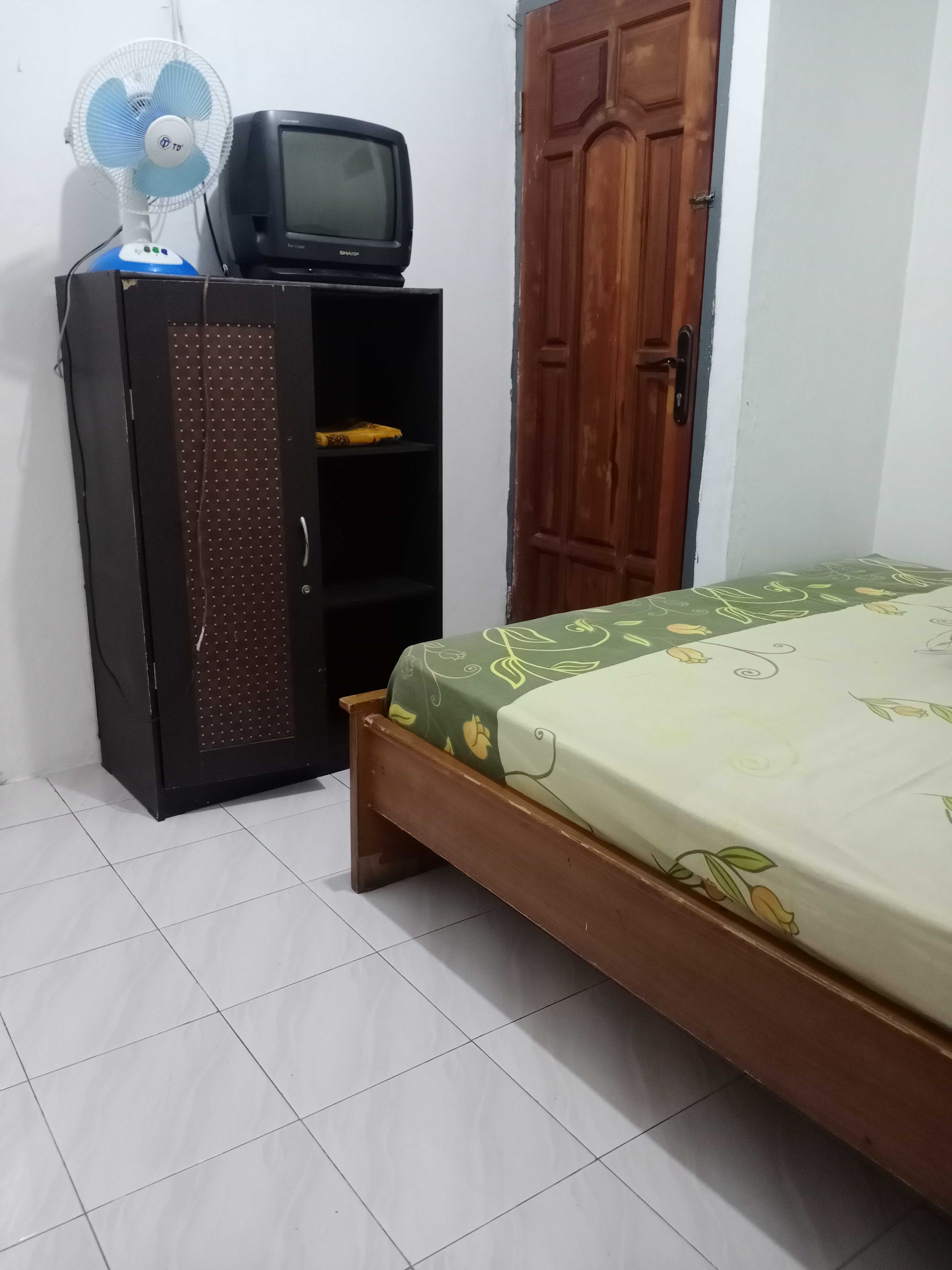 Express O 91597 Sharie Homestay Syariah