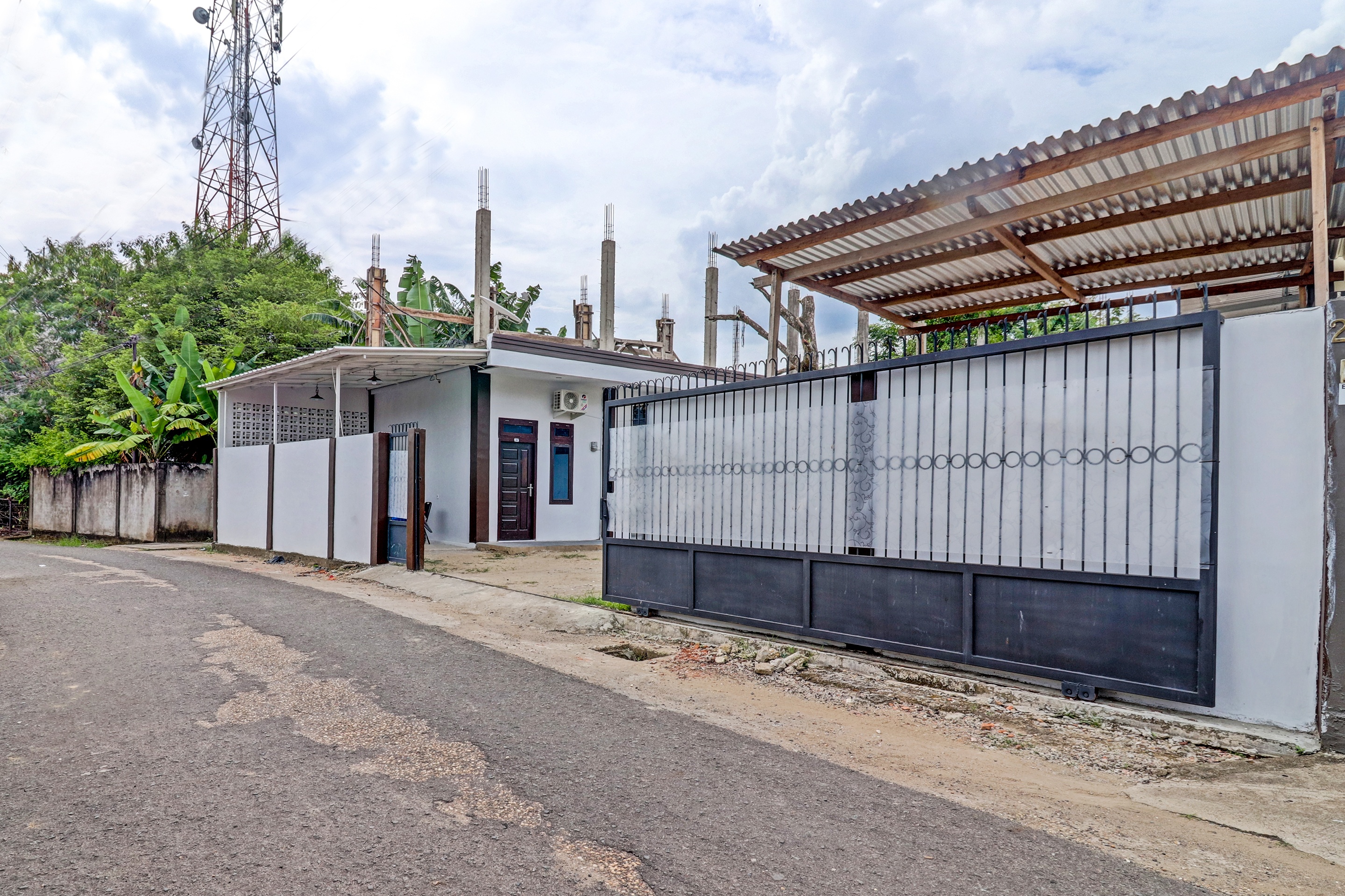 Oyo 91497 Waskita Residence Syariah