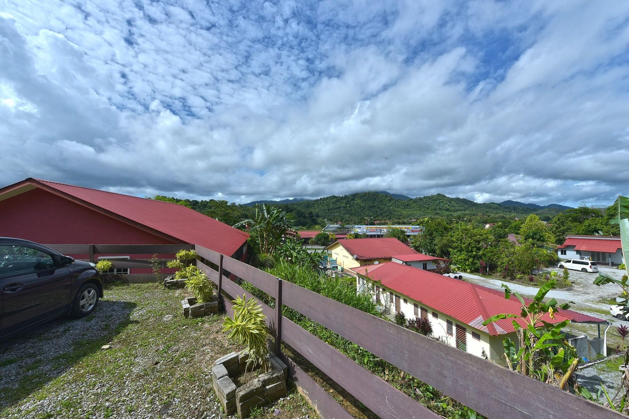 Oyo 90605 Nurulhuda Langkawi Hillview Roomstay 