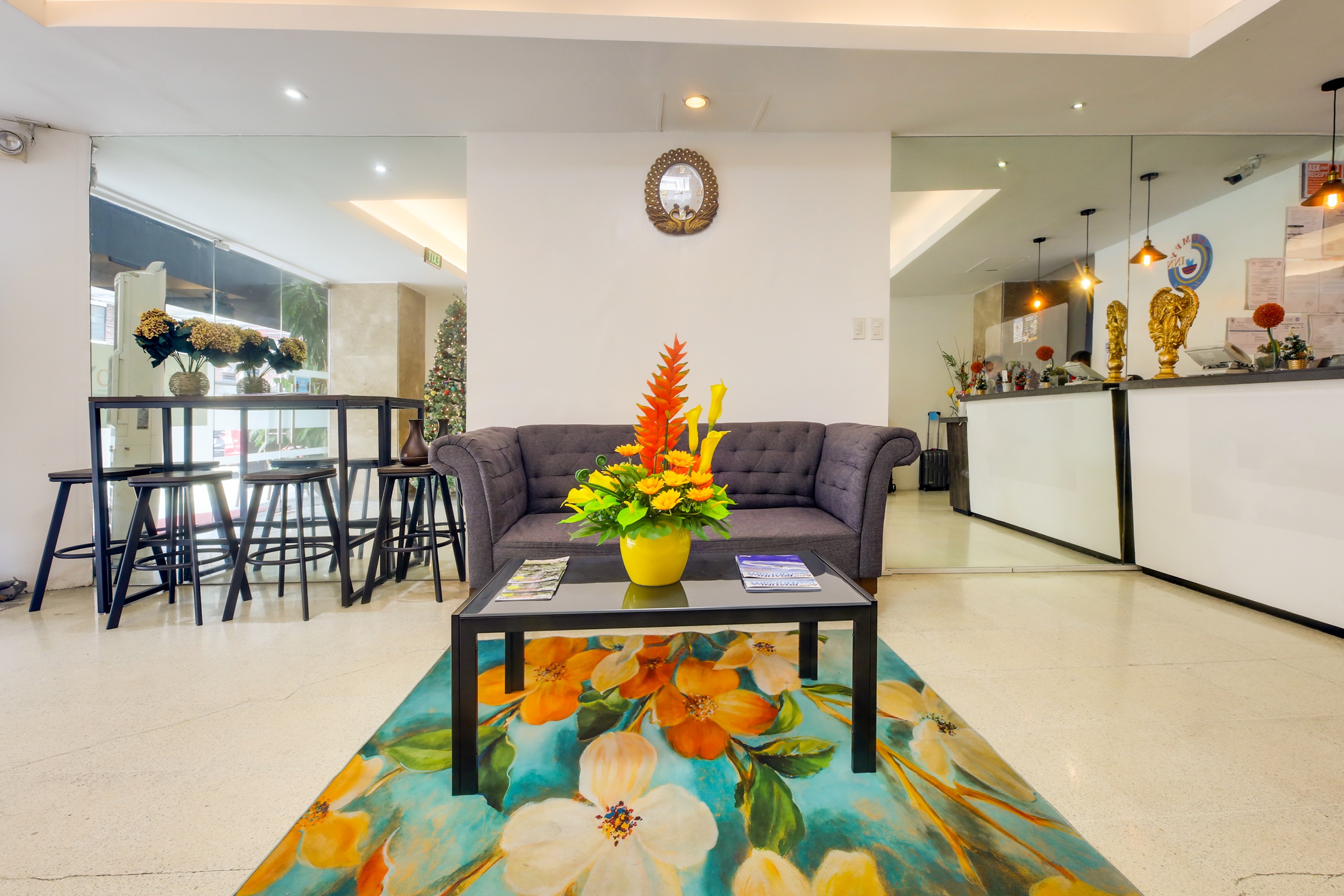 902 Comfy Inn Manila