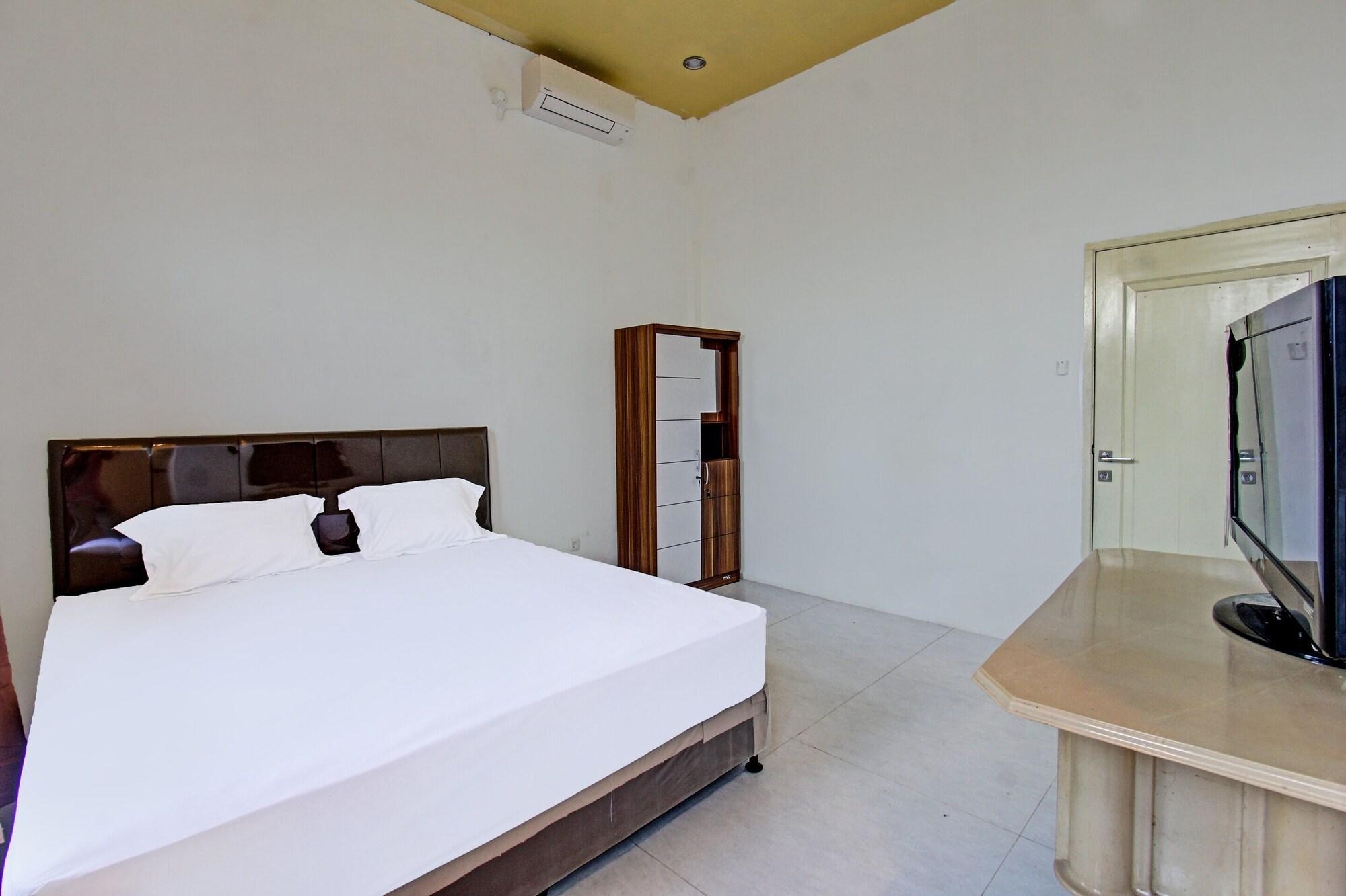 Oyo 91739 Ayu Bypass Mansion