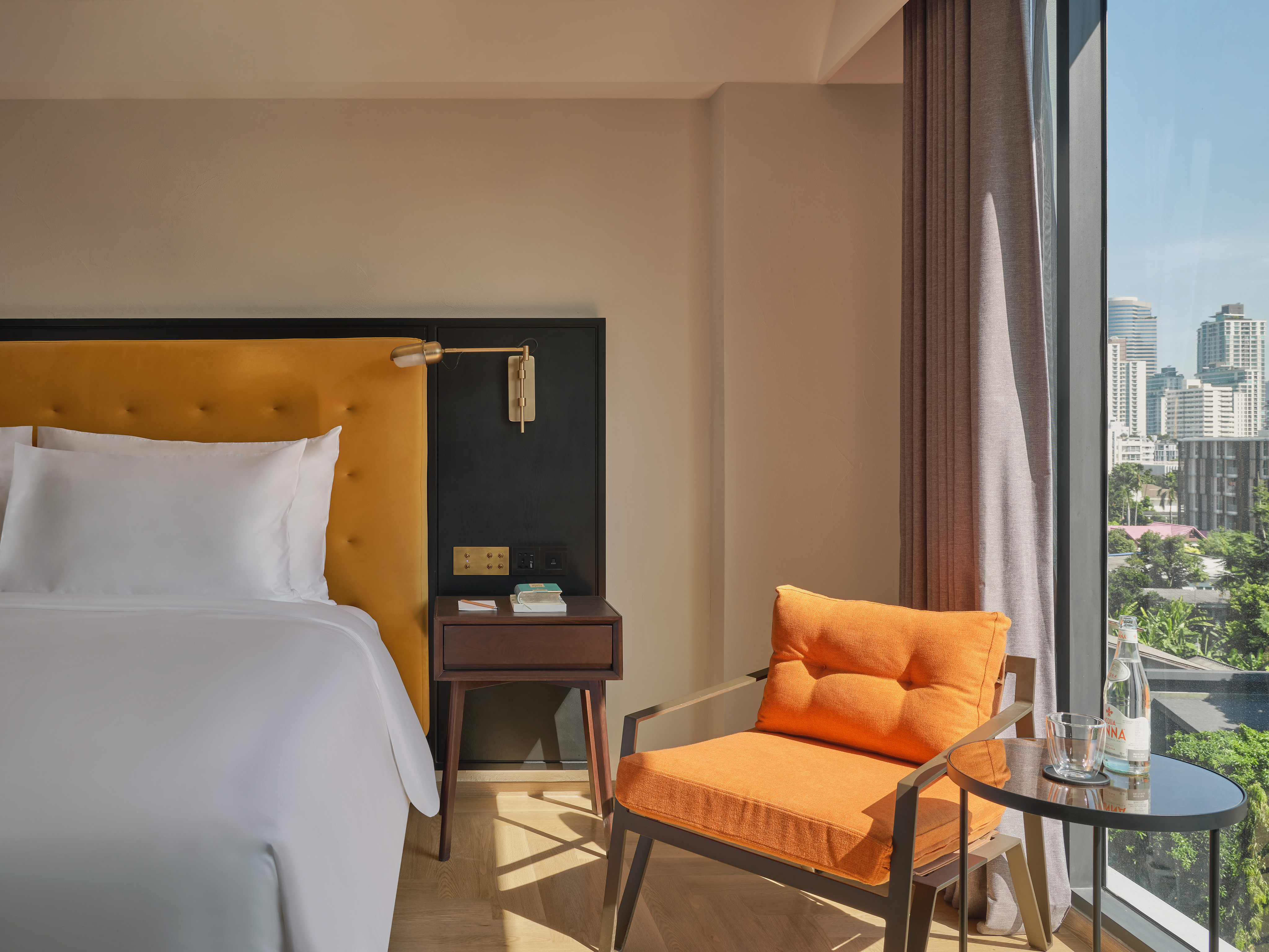 Public House Bangkok, a Member of Design Hotels by null