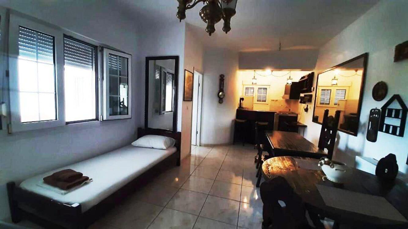 Room 5, Skiathos Young Guesthouse, Thessaly