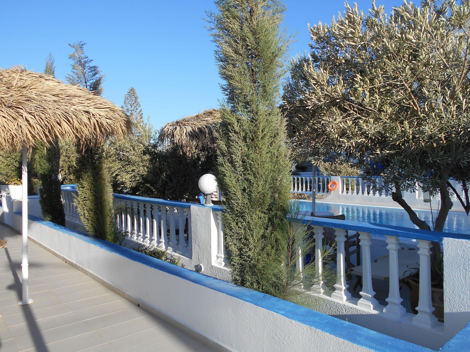 Studios Apartments Kapetanios