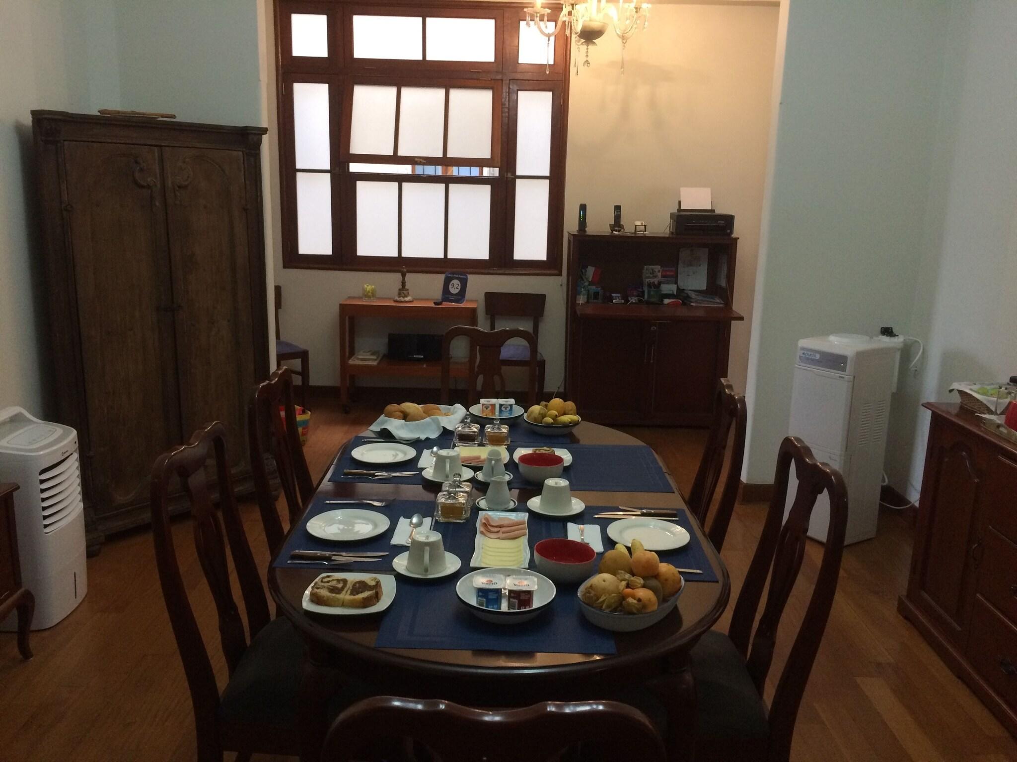 Larq A Park Rooms