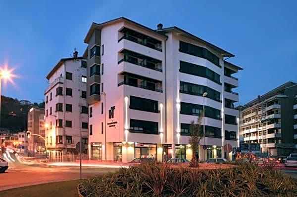 Hotel Txarriduna