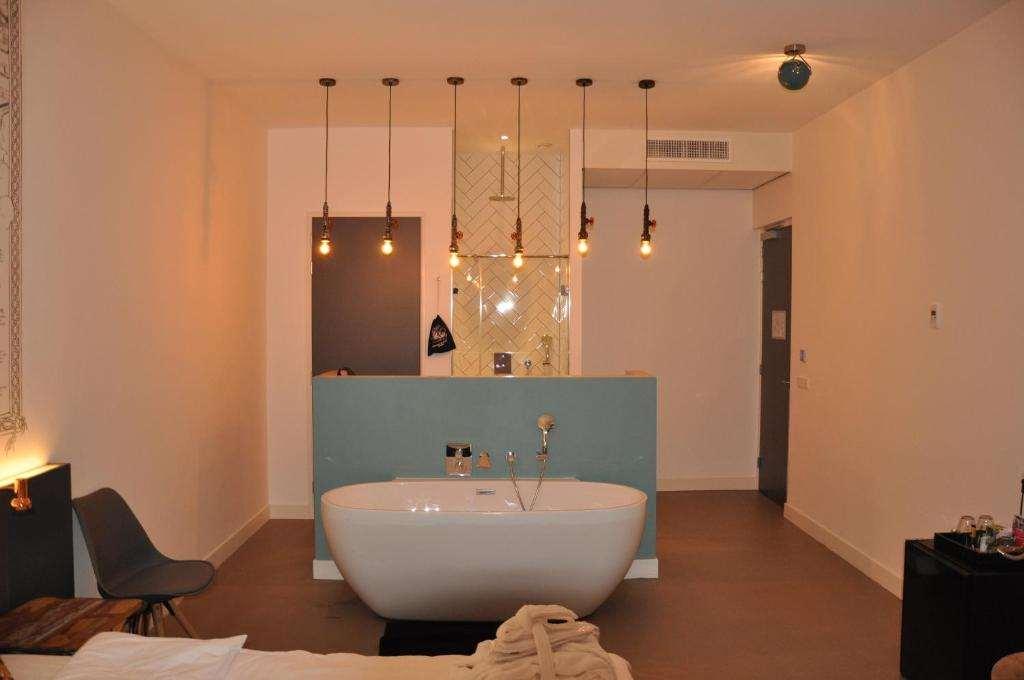 Hotel Rauw Aan De Kade