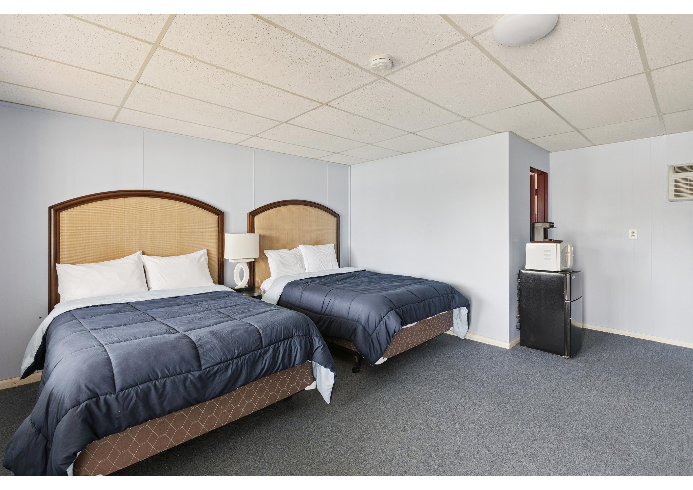 Quad room