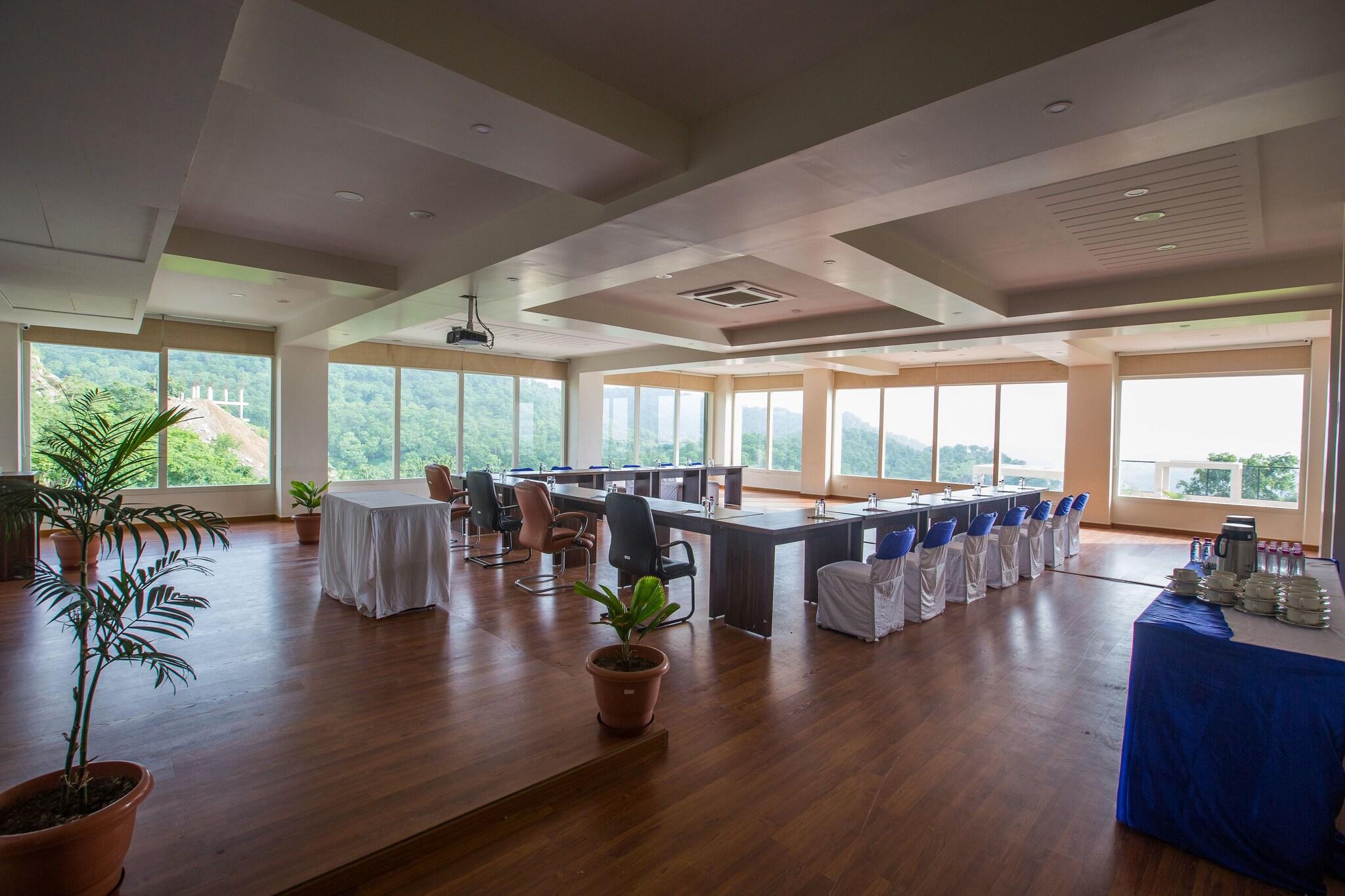 The G Mount Valley Resort Spa