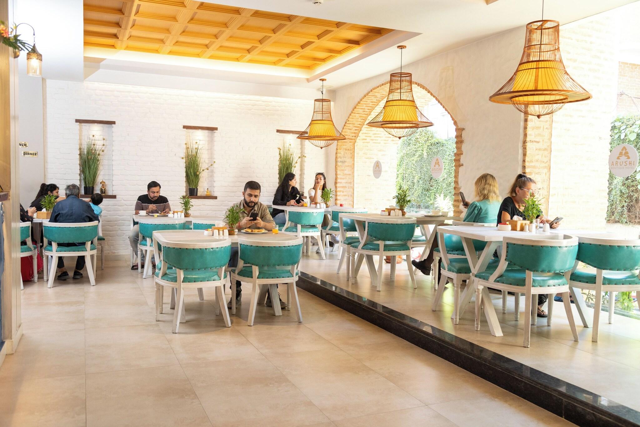 Arushi Boutique Hotel
