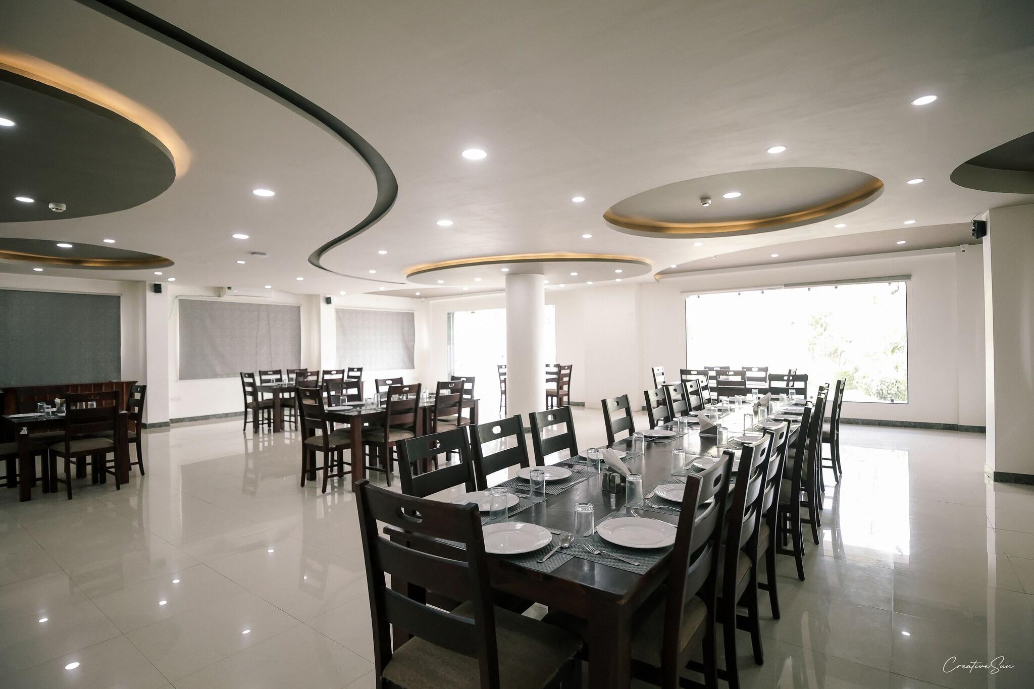 Hotel Paramount