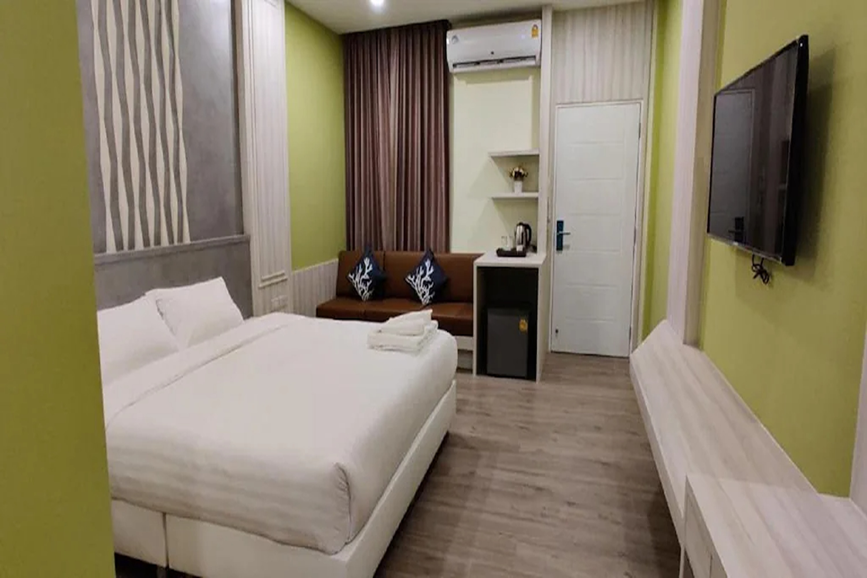 2M Place Apartment