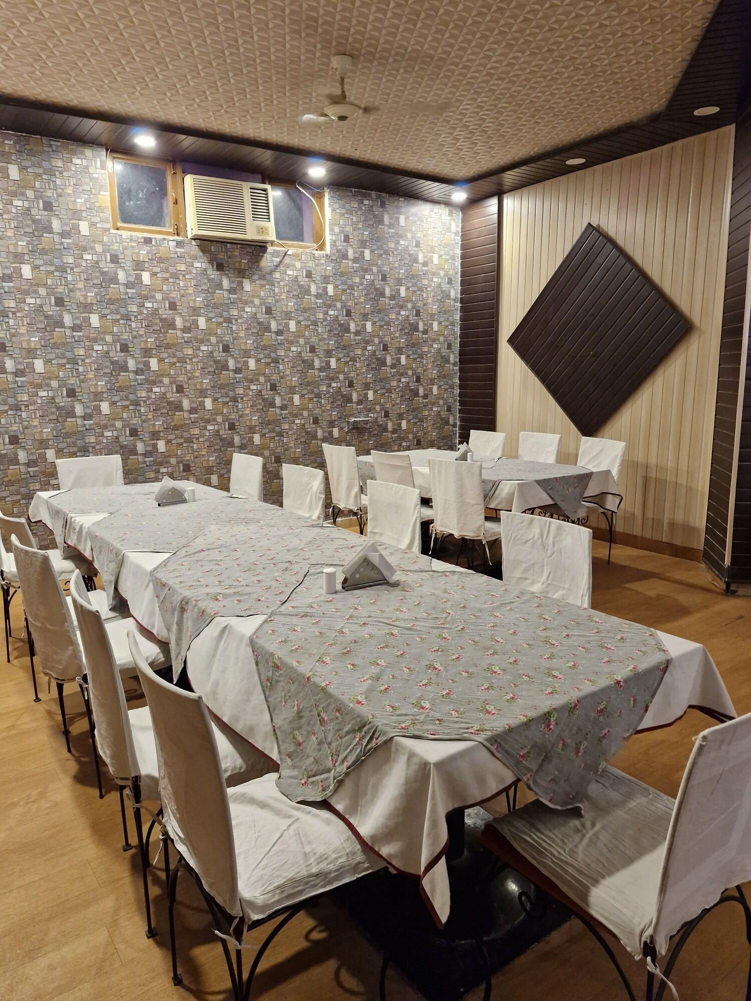 Hotel Sanctuary Resort