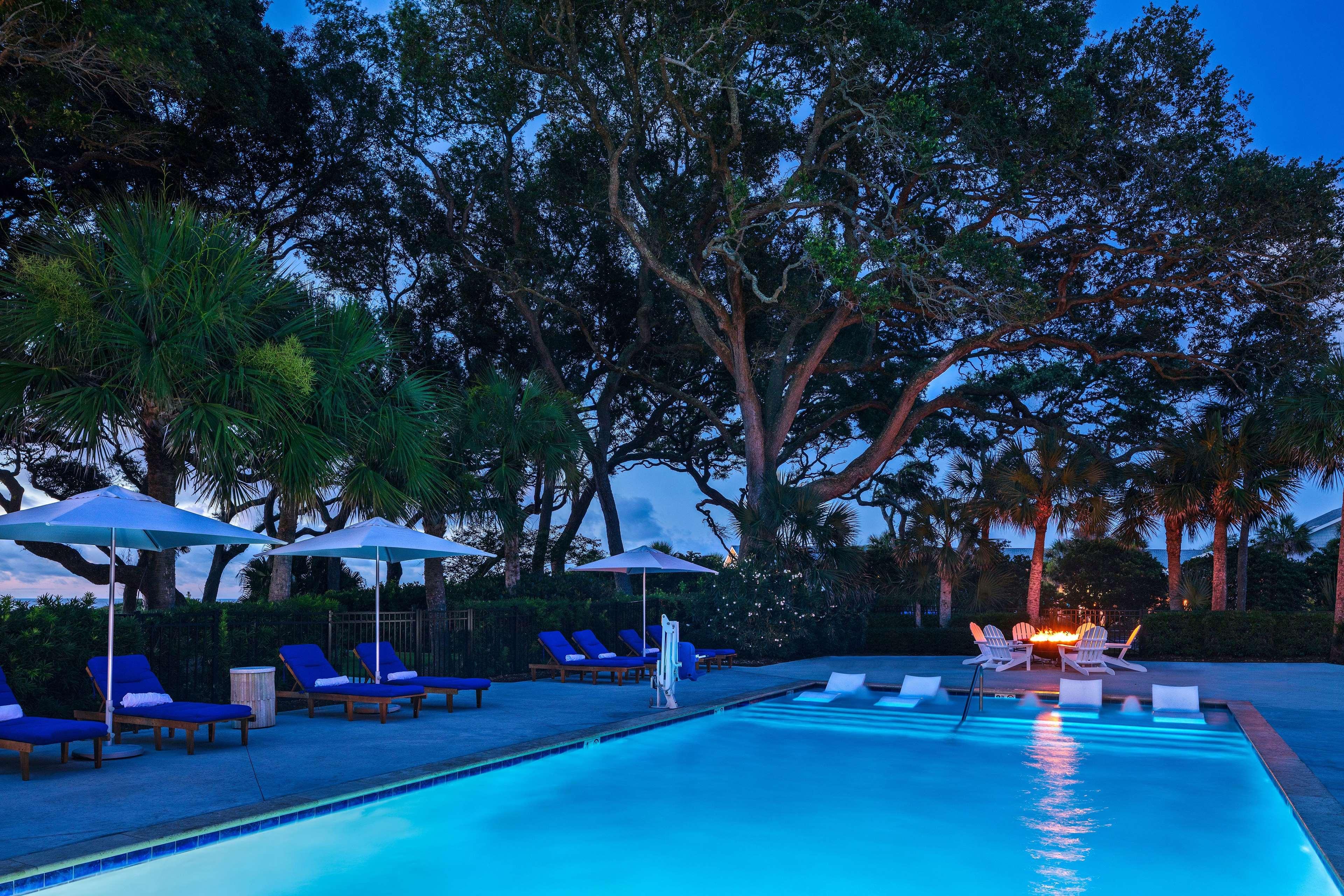 The Beachview Club