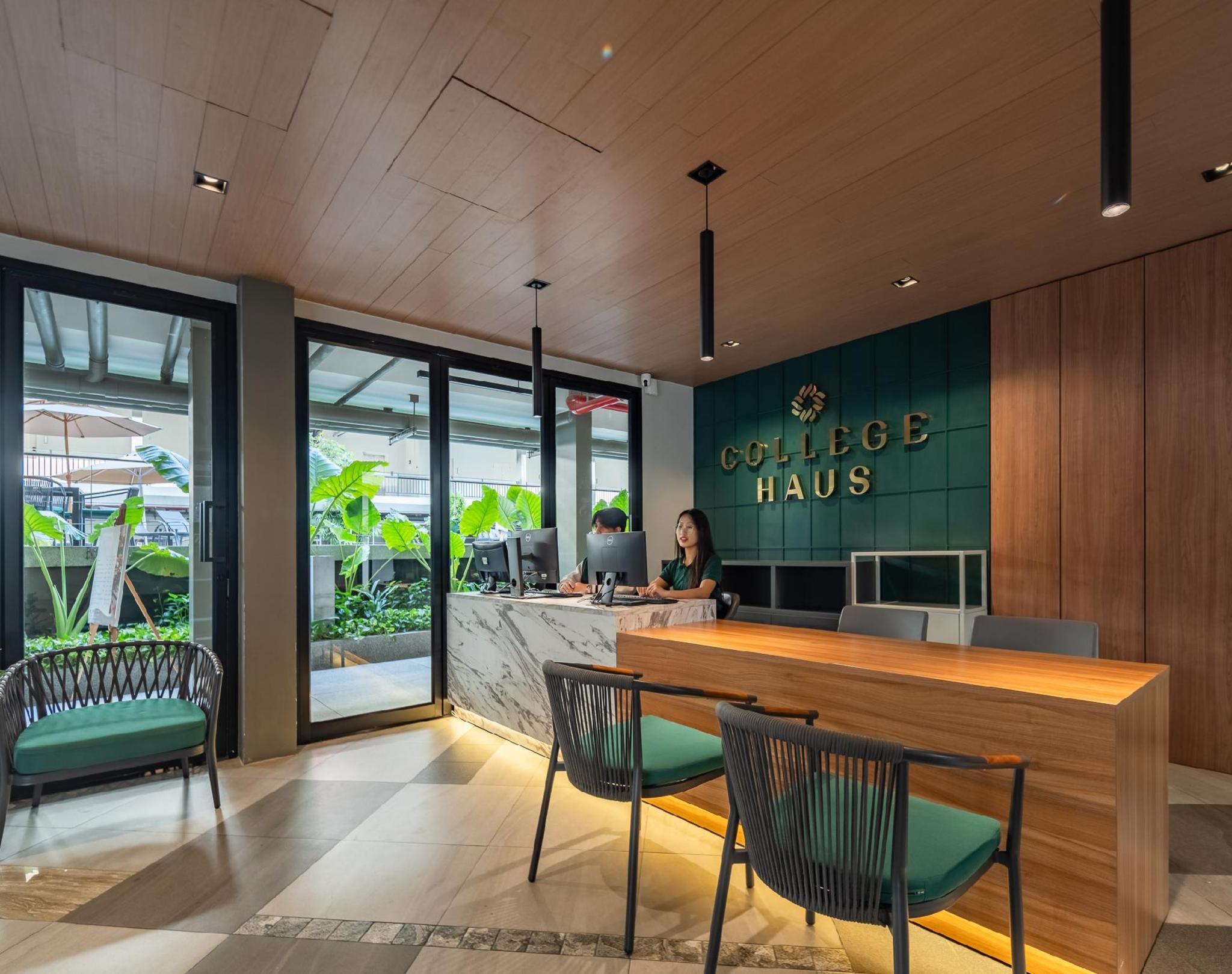 College Haus