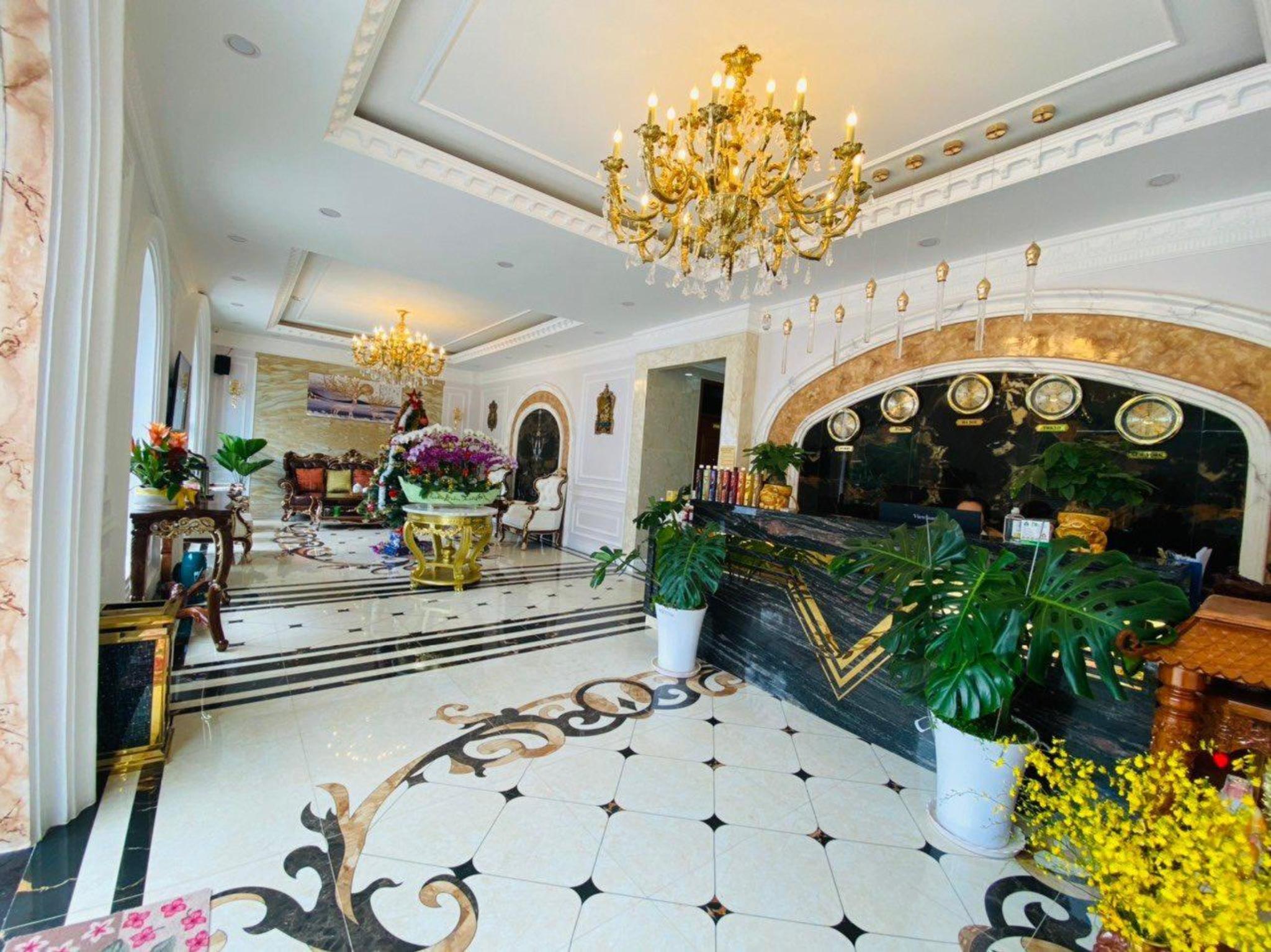 Peach Valley Hotel