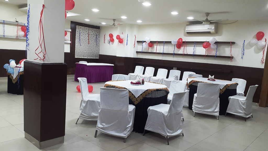 Hotel Mandakini Plaza