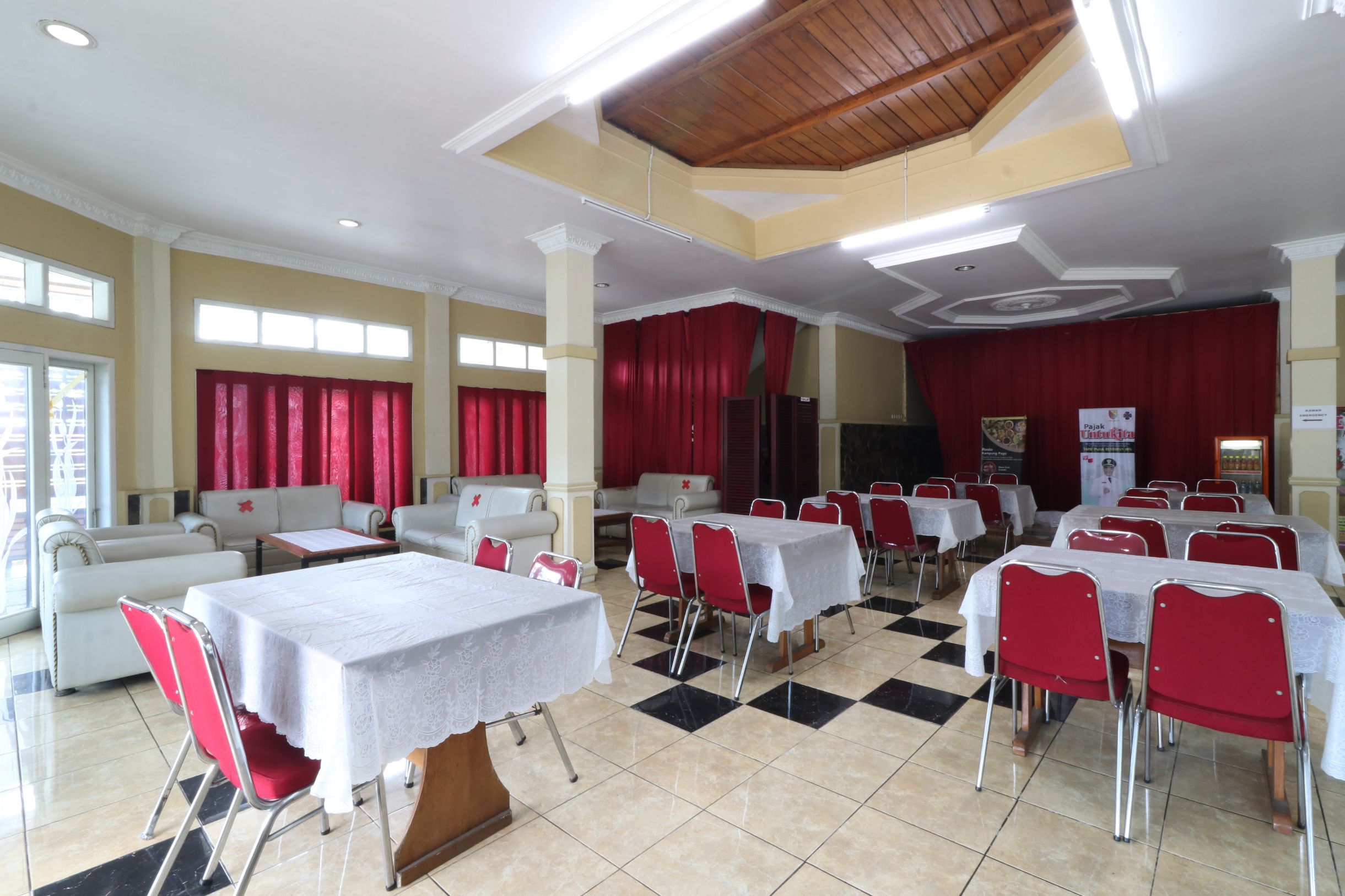 Kampung Pa'go Resort Hotel By Zuzu