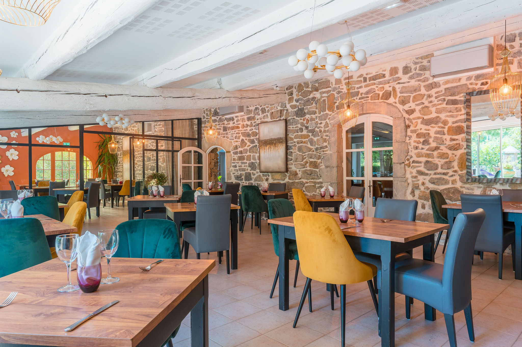 Logis Hotel Le Pradinas