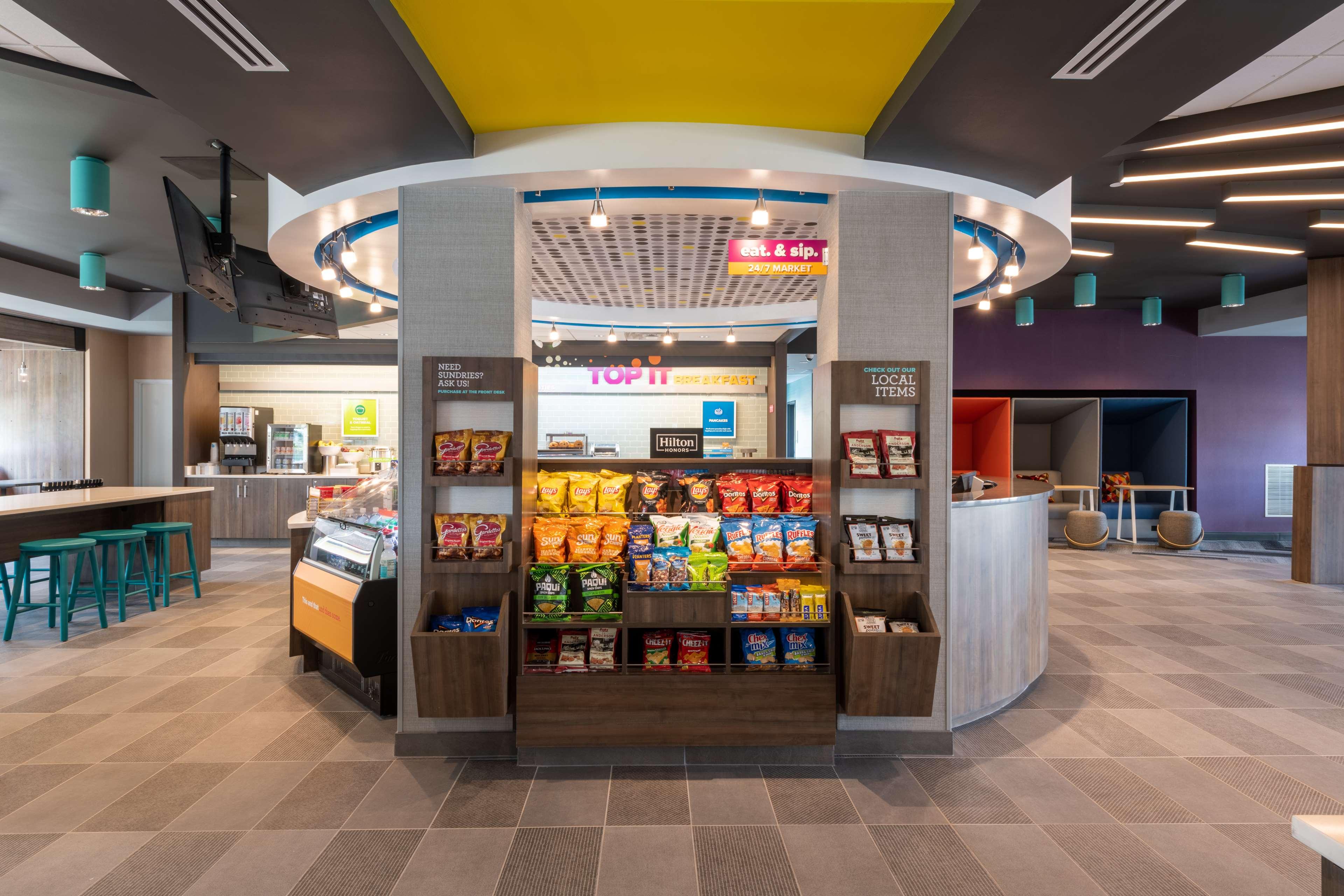 Tru by Hilton Fayetteville Fort Liberty
