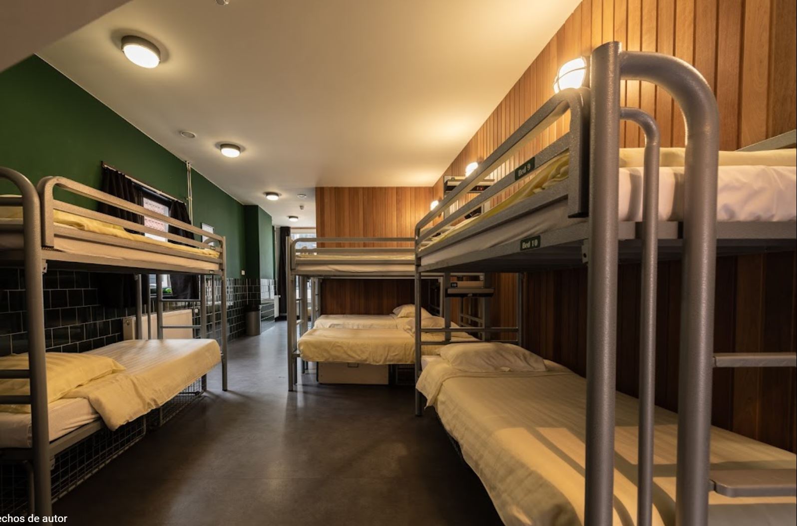 Durty Nellys by null