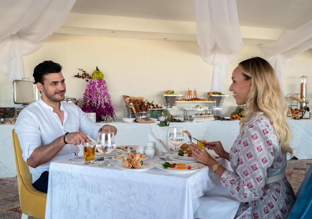 Regency Sealine Camp